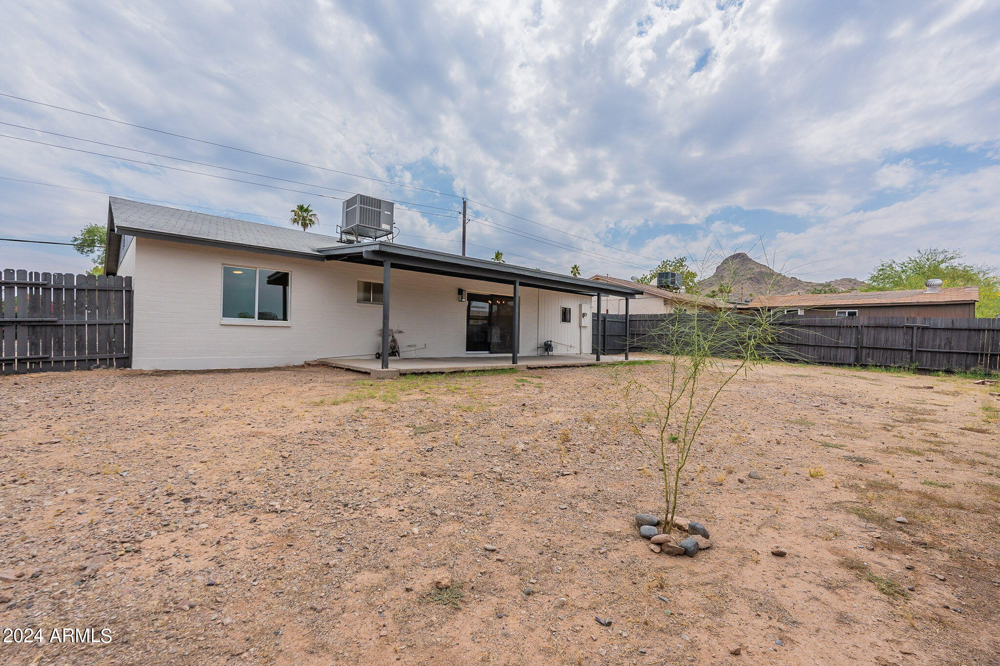 2120 E GREENWAY Road