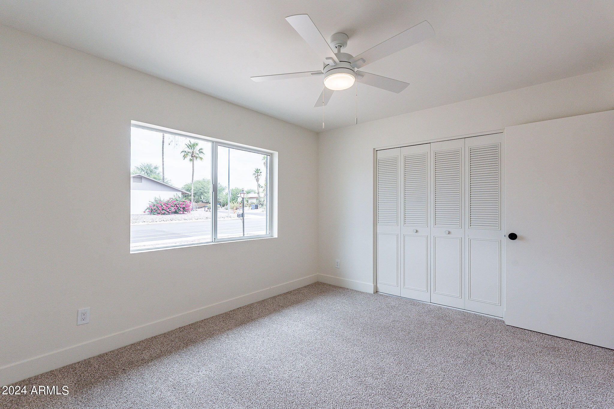 2120 E GREENWAY Road