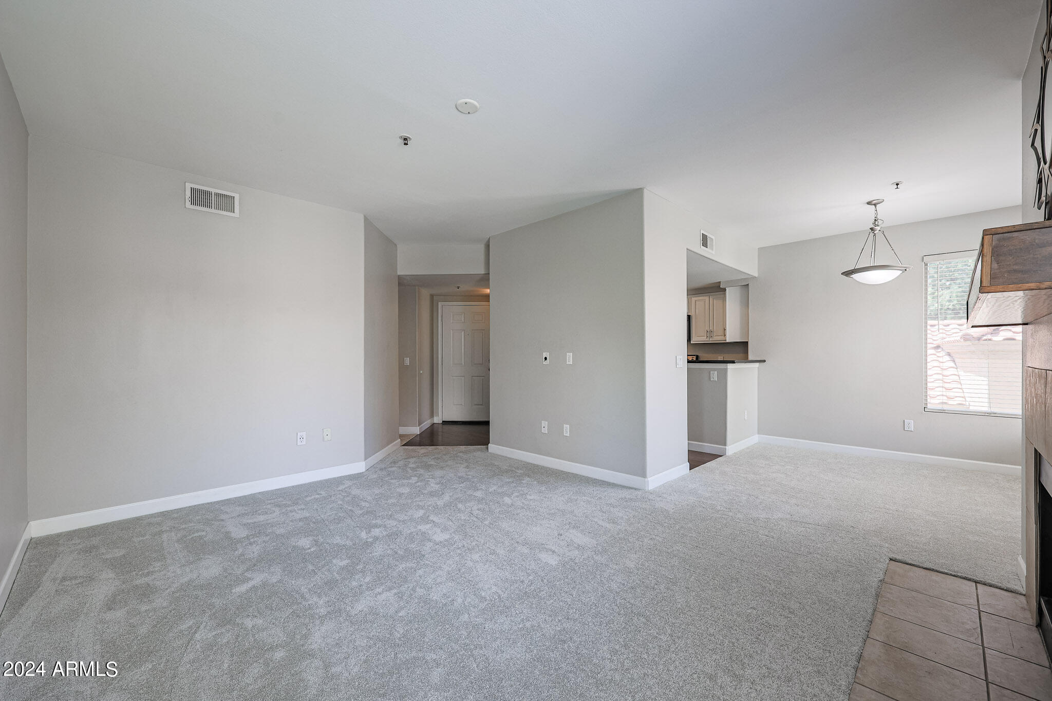 4925 E DESERT COVE Avenue, 201