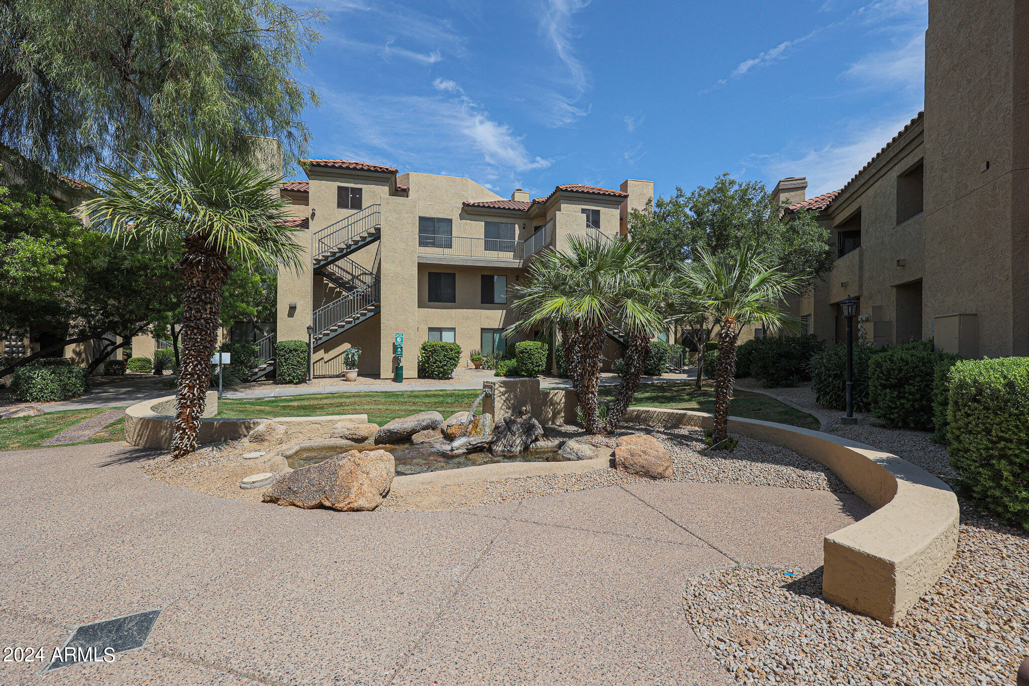 4925 E DESERT COVE Avenue, 201