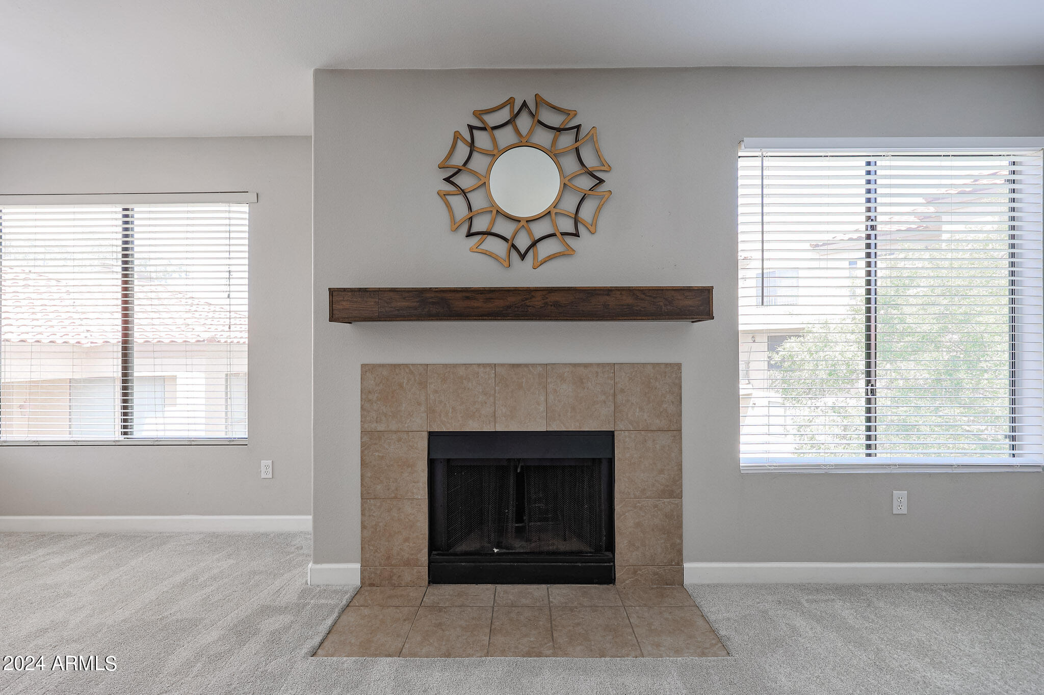 4925 E DESERT COVE Avenue, 201