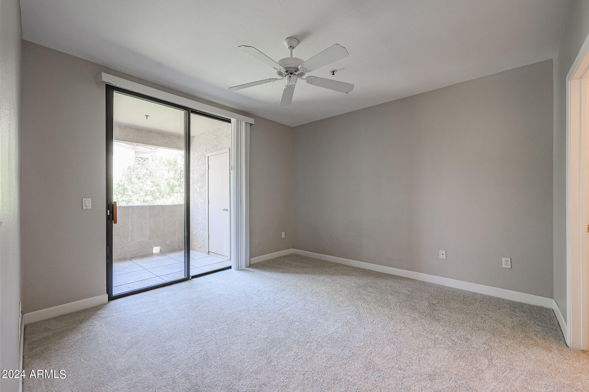 4925 E DESERT COVE Avenue, 201