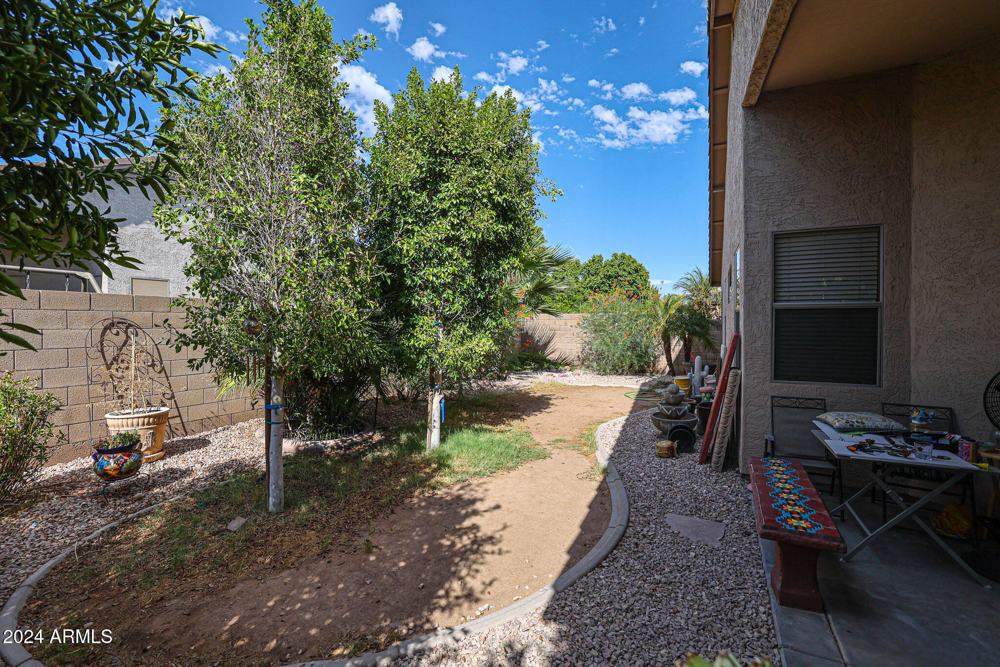 9222 W LONE CACTUS Drive