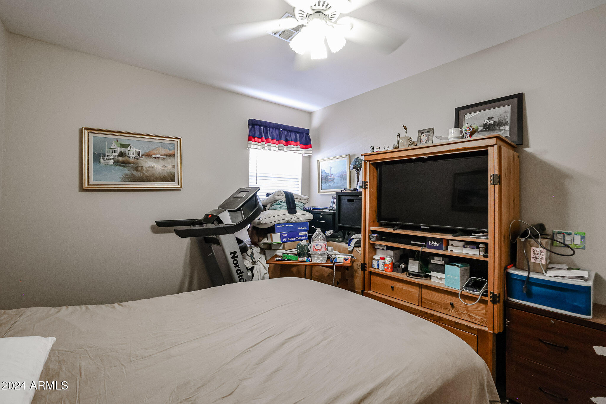 9222 W LONE CACTUS Drive