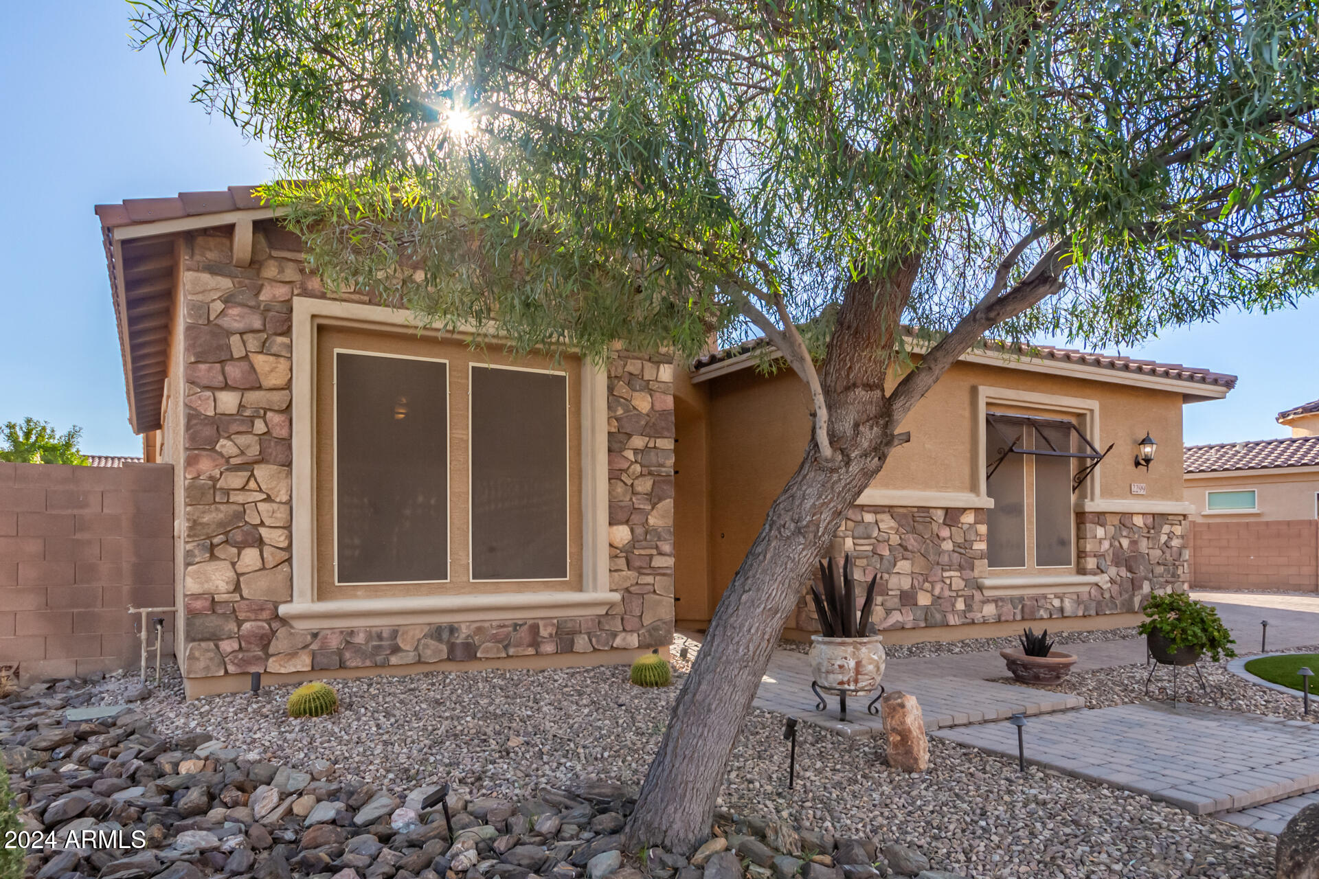 2299 E SADDLEBROOK Road