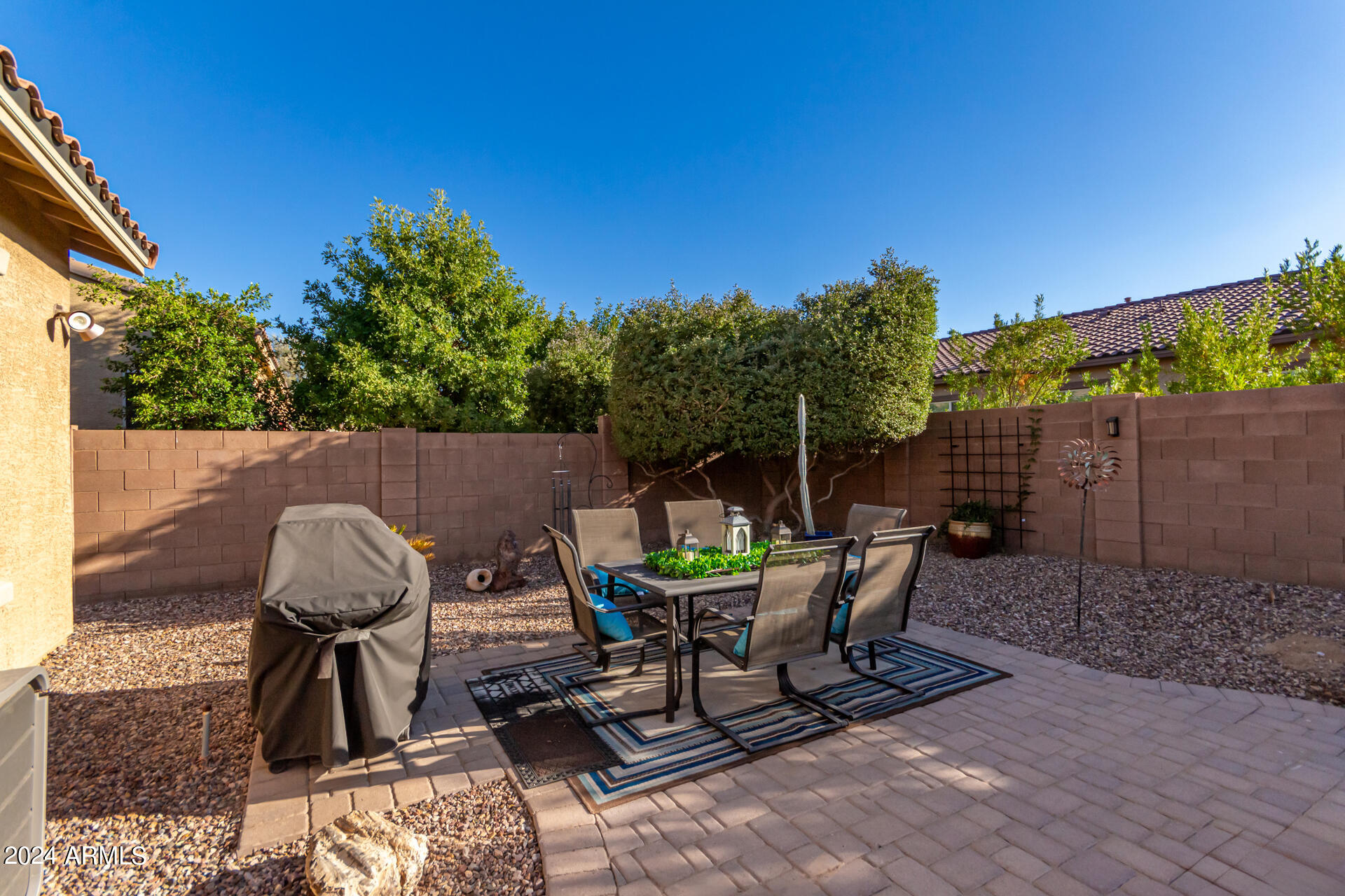 2299 E SADDLEBROOK Road