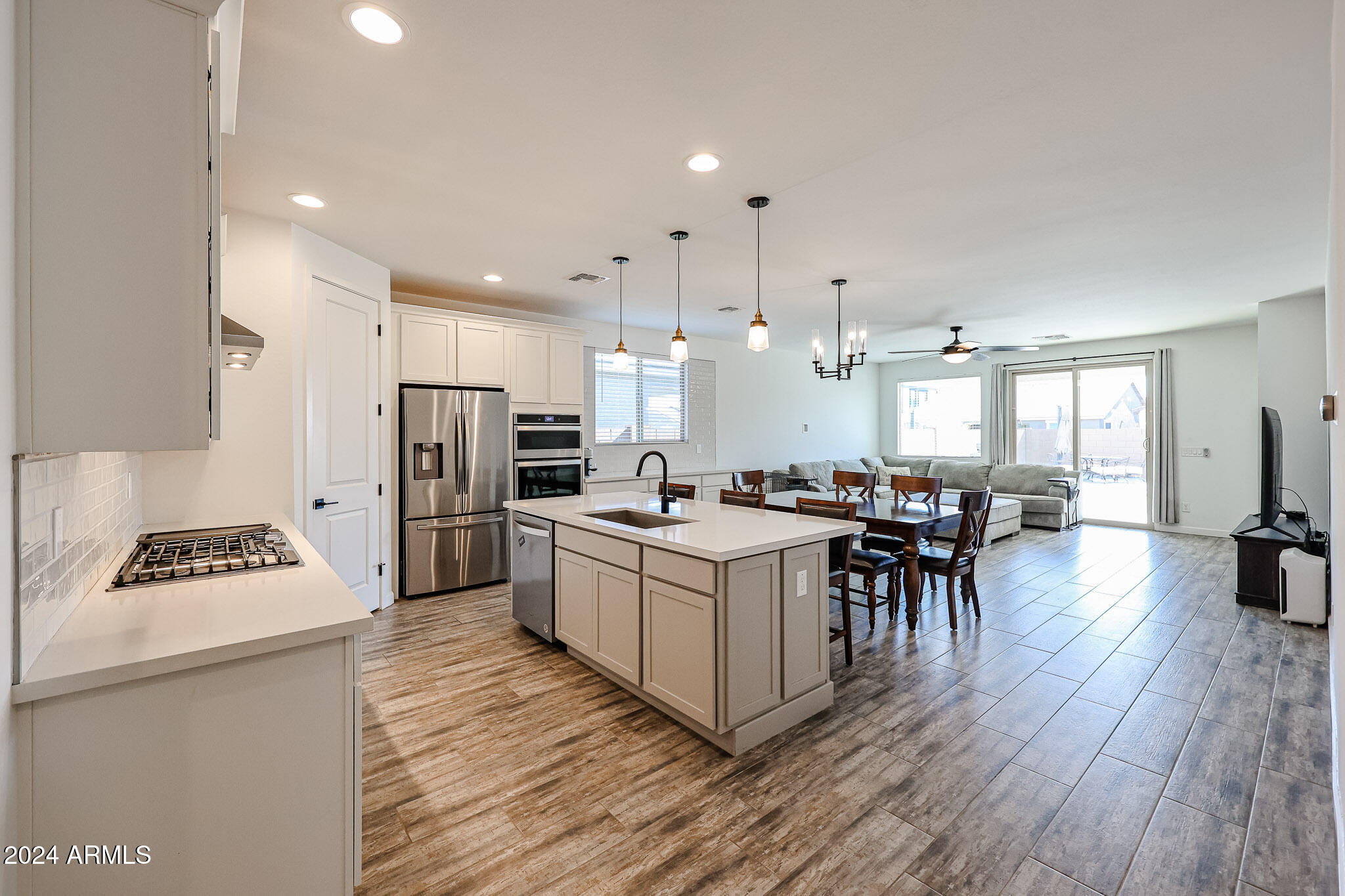 5623 W STARGAZER Place