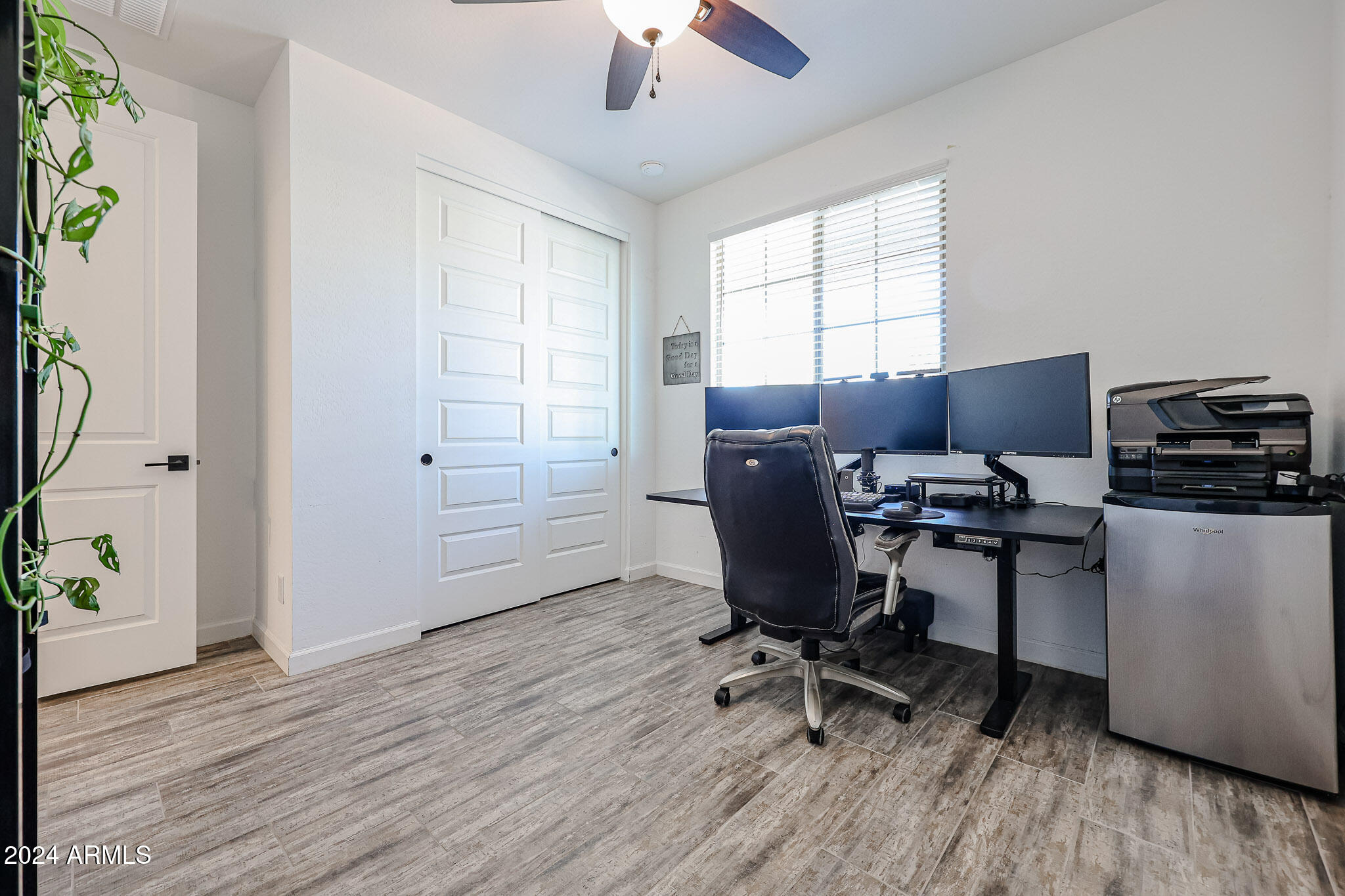 5623 W STARGAZER Place