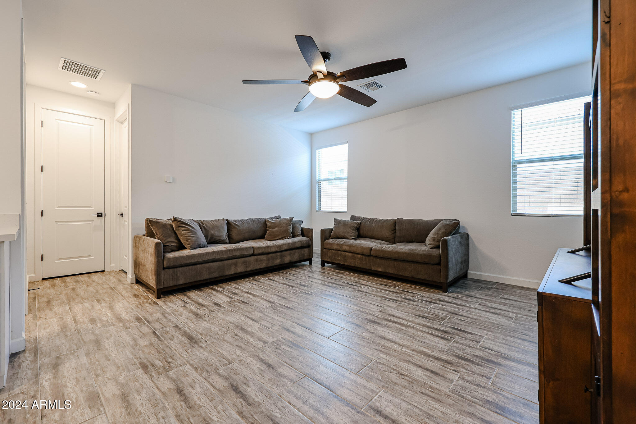 5623 W STARGAZER Place