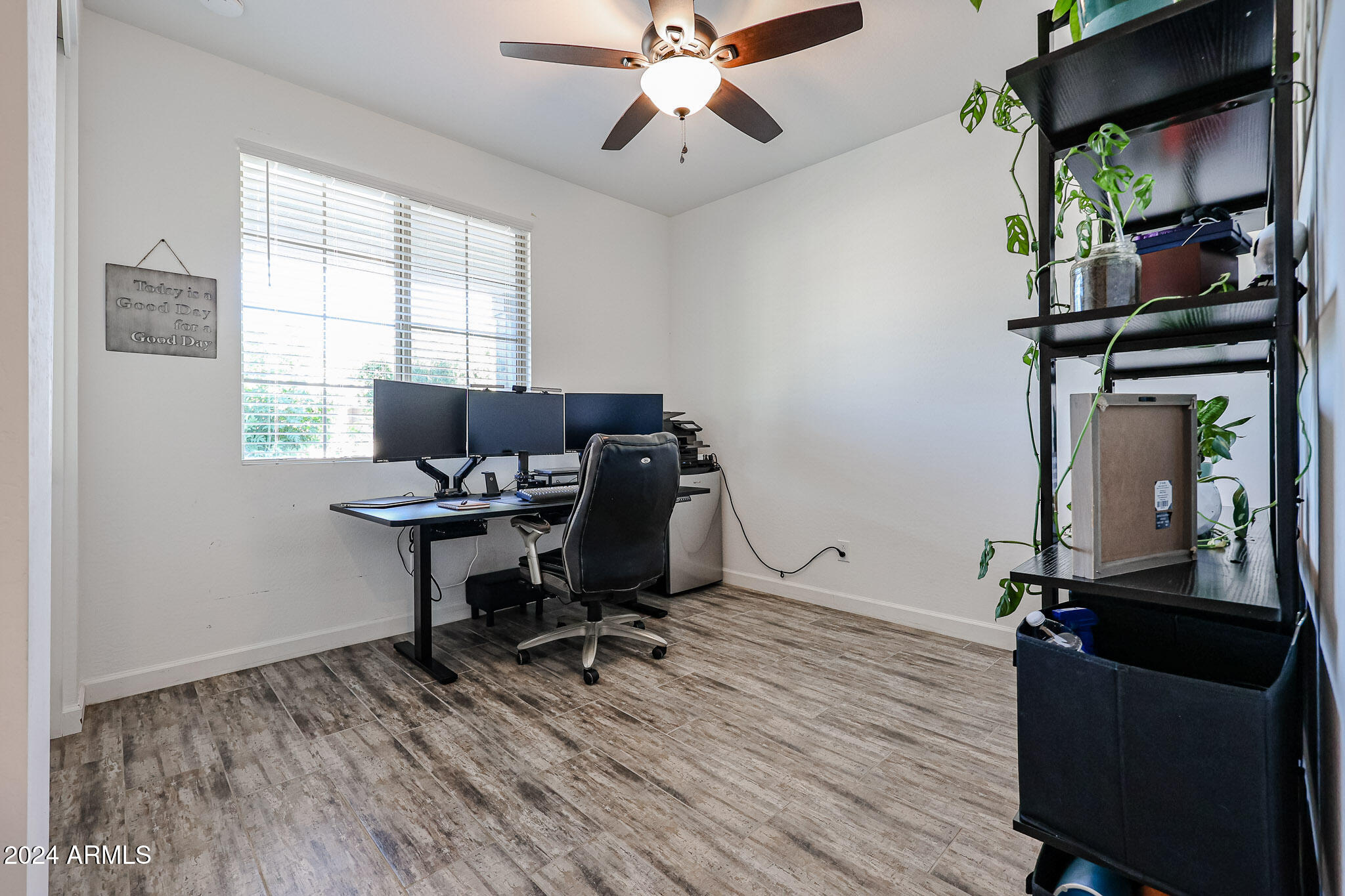 5623 W STARGAZER Place