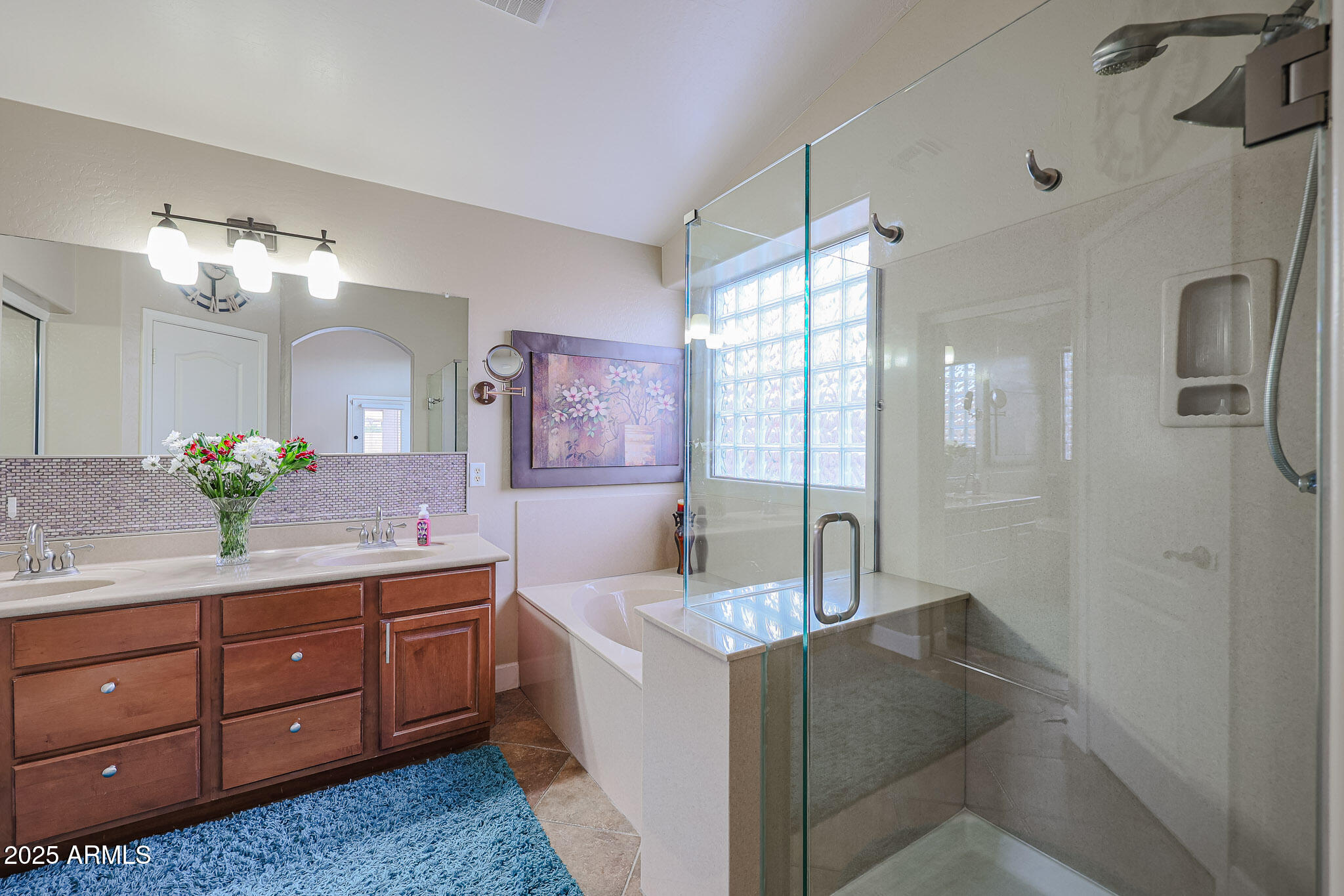 16204 W HILTON Avenue