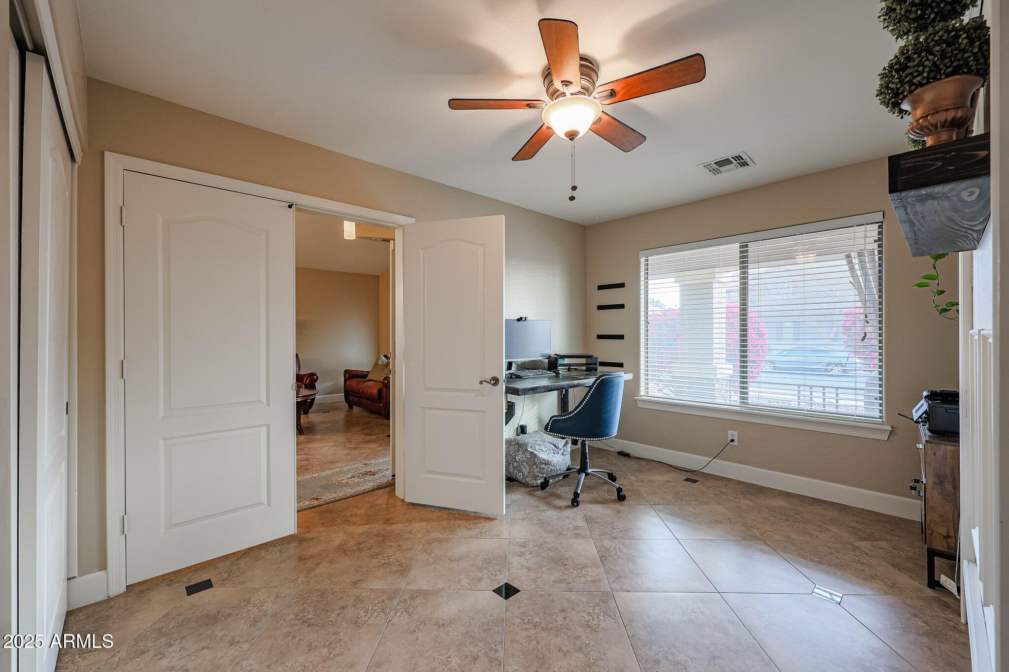 16204 W HILTON Avenue