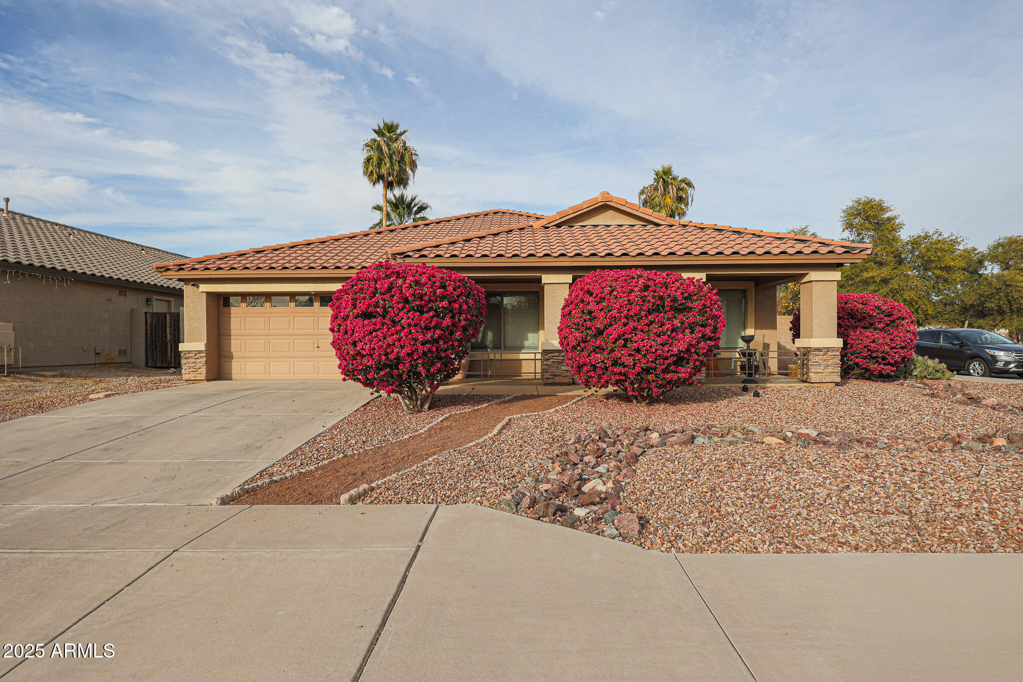 16204 W HILTON Avenue