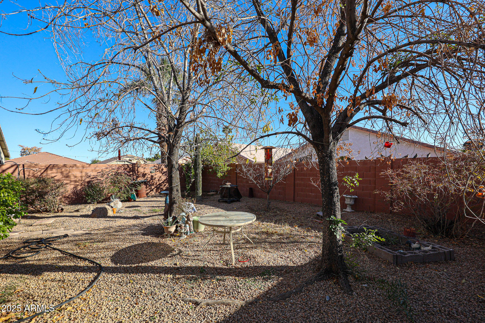 2711 E CAMPO BELLO Drive