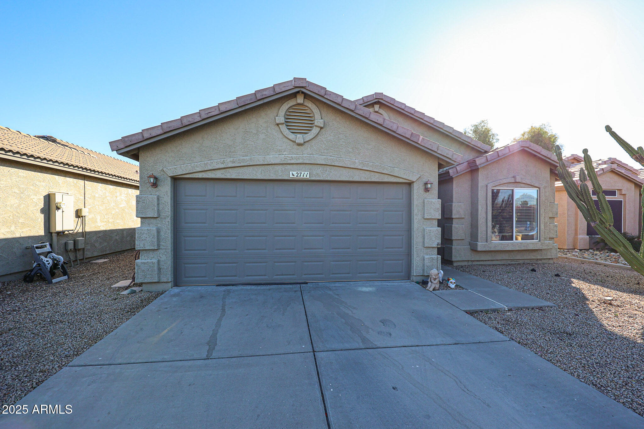 2711 E CAMPO BELLO Drive