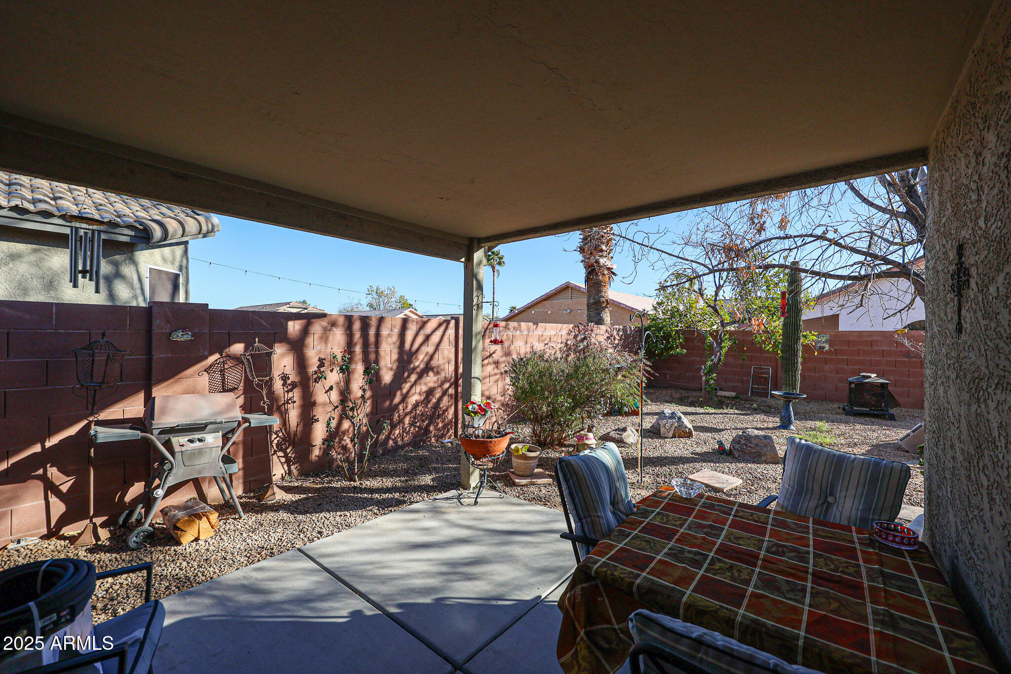 2711 E CAMPO BELLO Drive