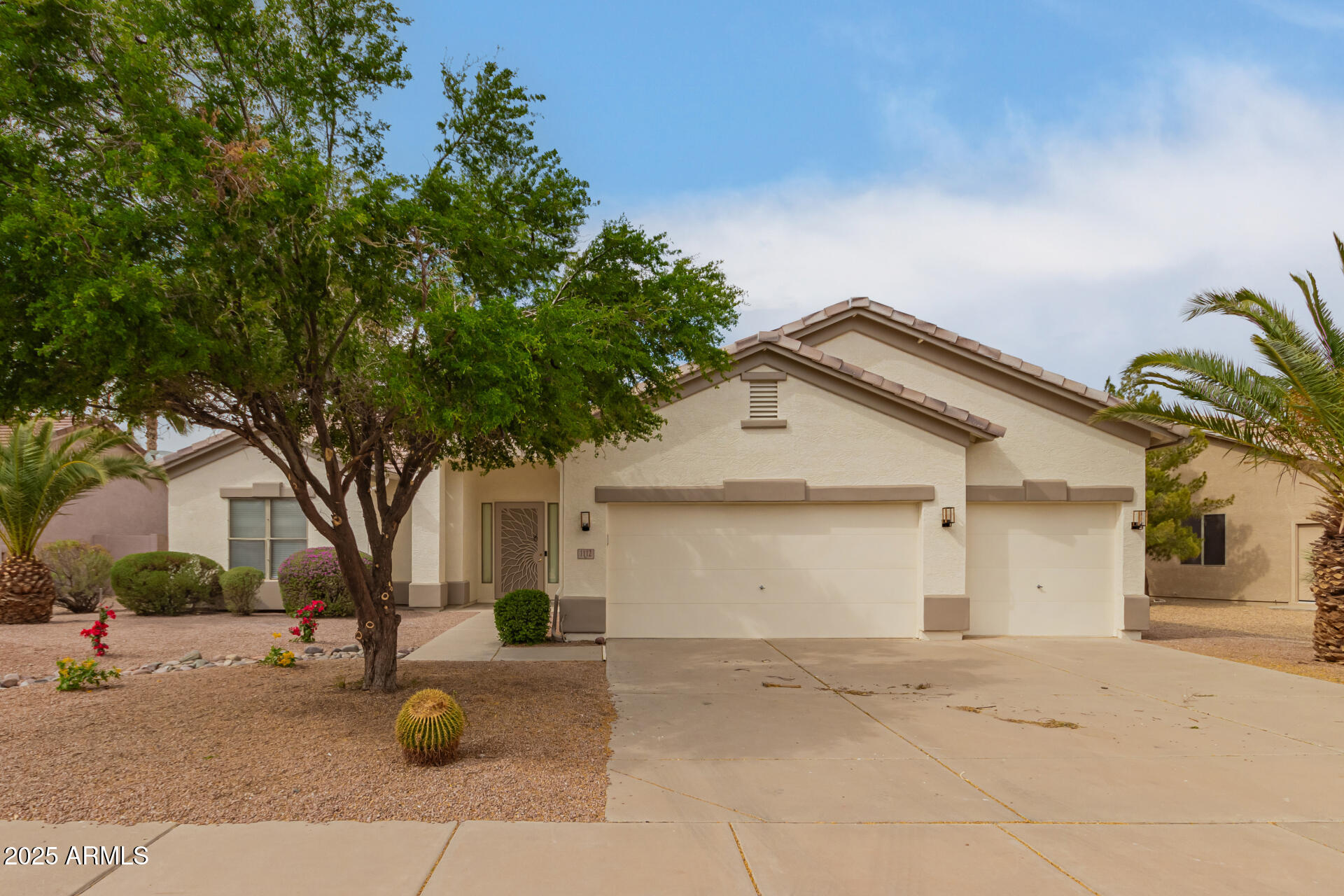 1112 E WINGED FOOT Drive