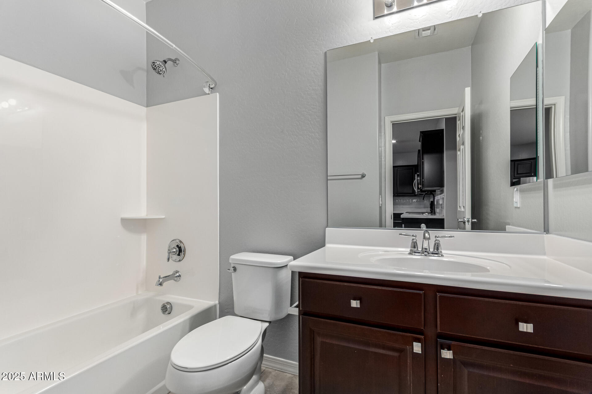 7423 S 28TH Place