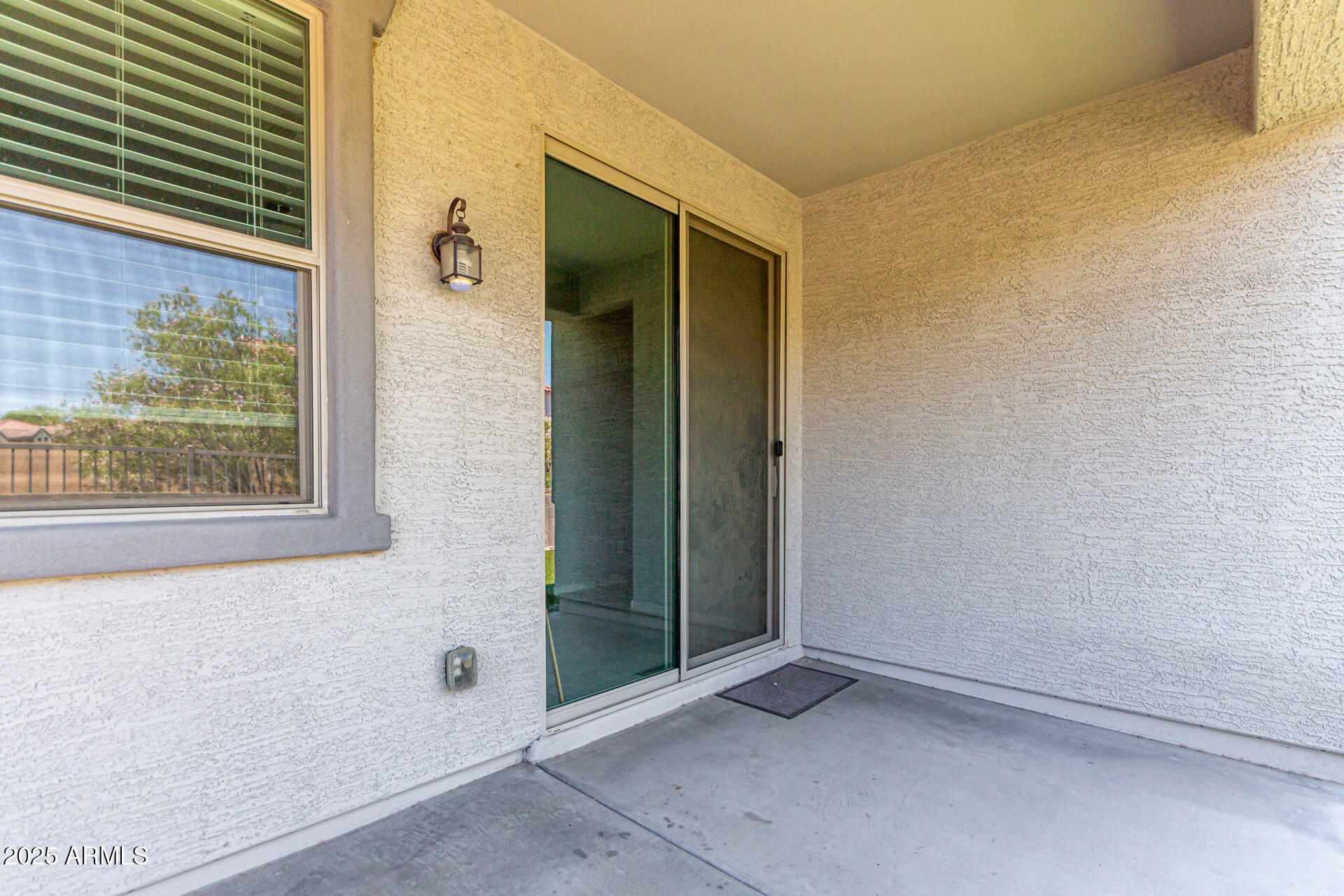 7423 S 28TH Place