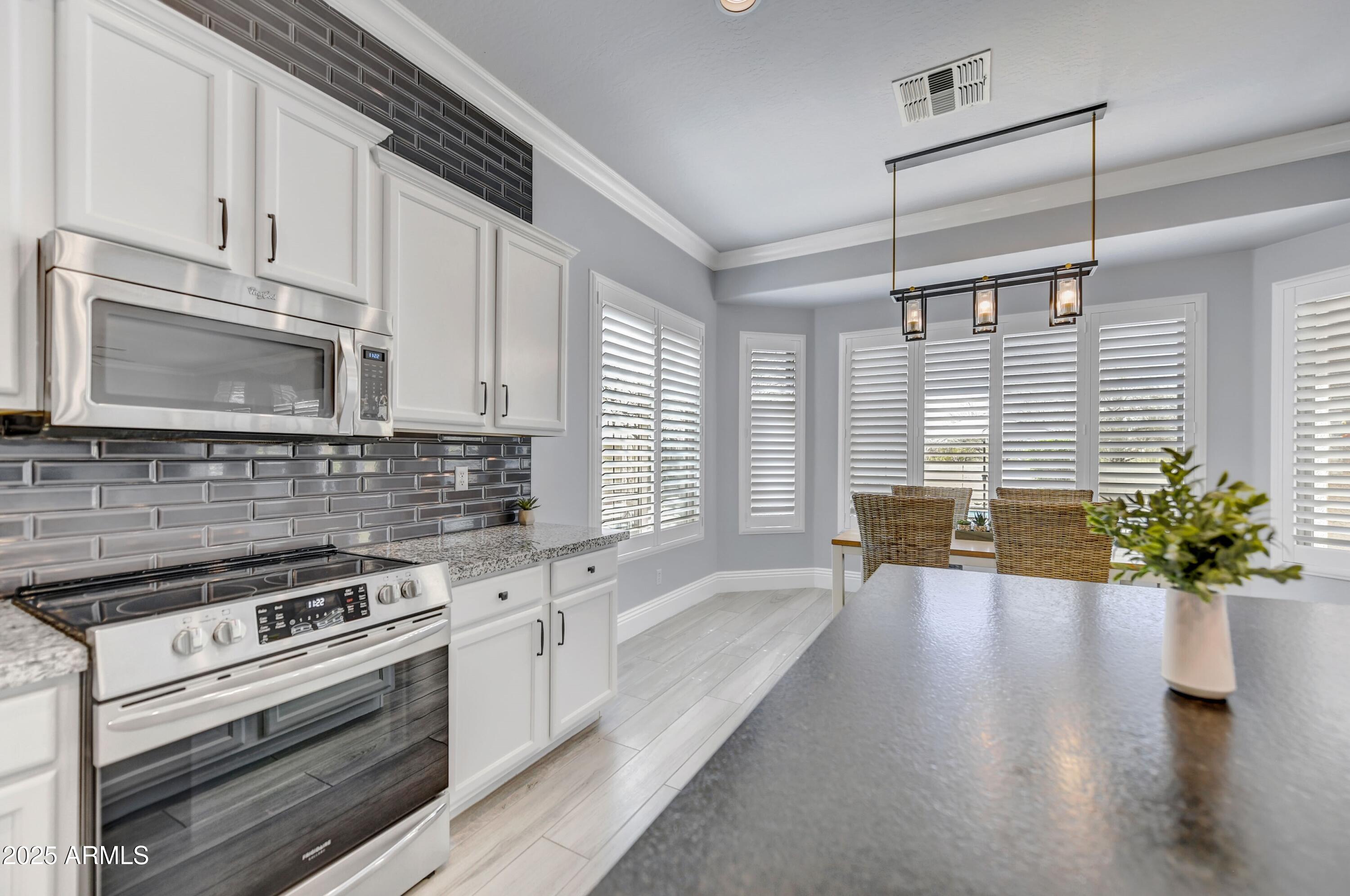 5537 E DUSTY WREN Drive