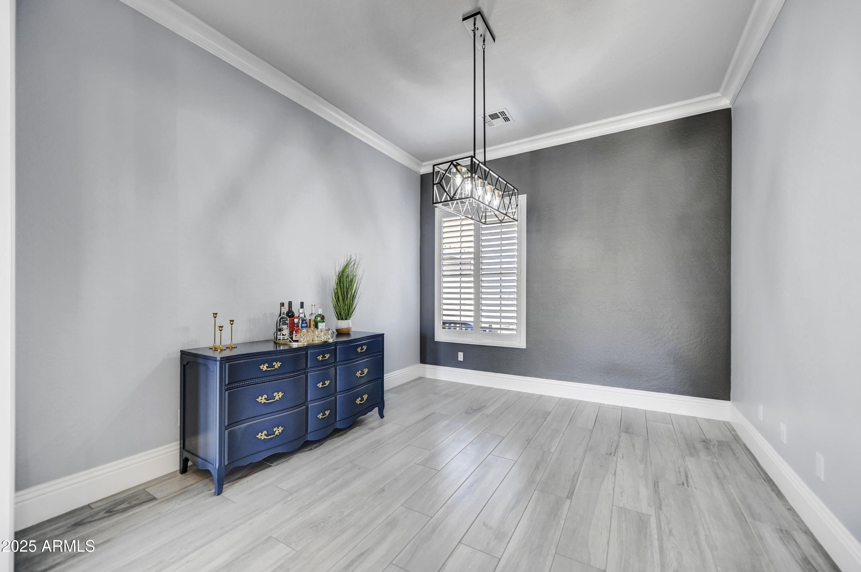 5537 E DUSTY WREN Drive