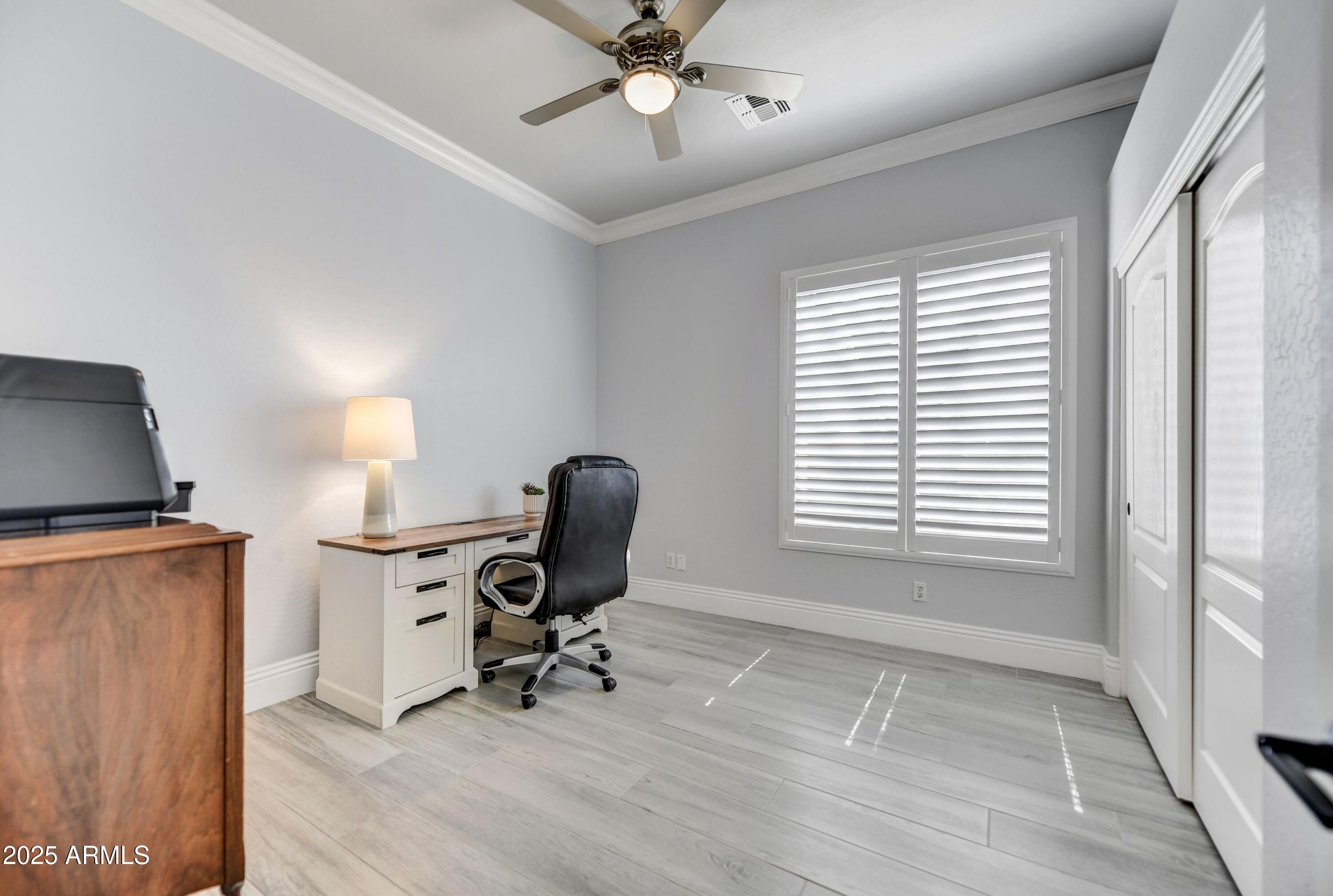 5537 E DUSTY WREN Drive