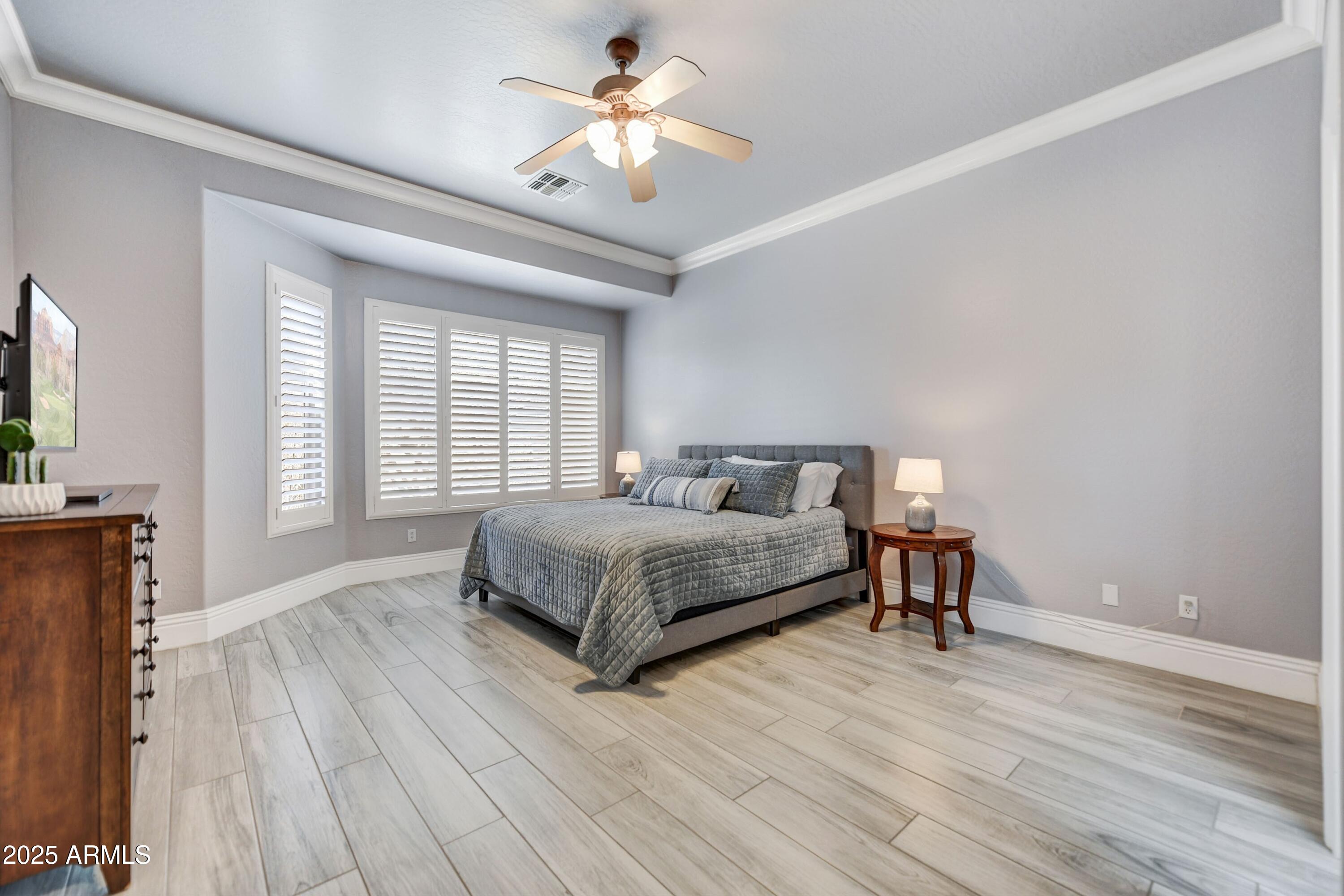 5537 E DUSTY WREN Drive