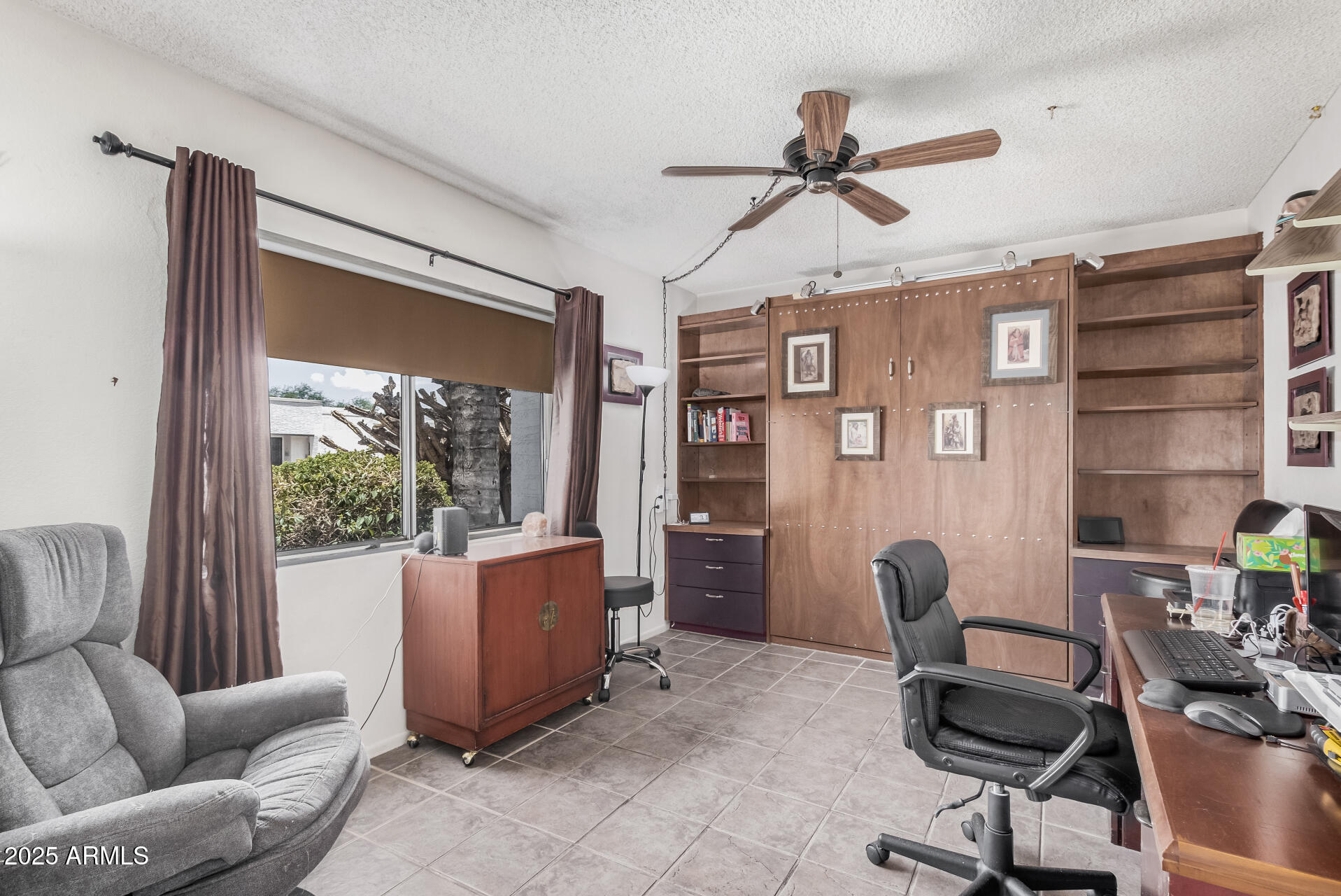 831 E VILLA RITA Drive