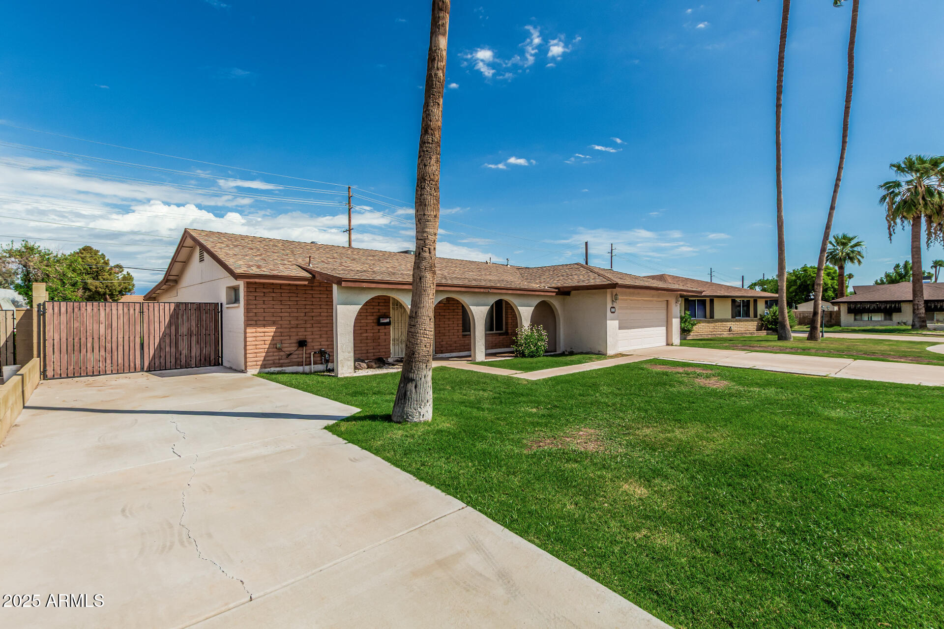 4134 W LINGER Lane