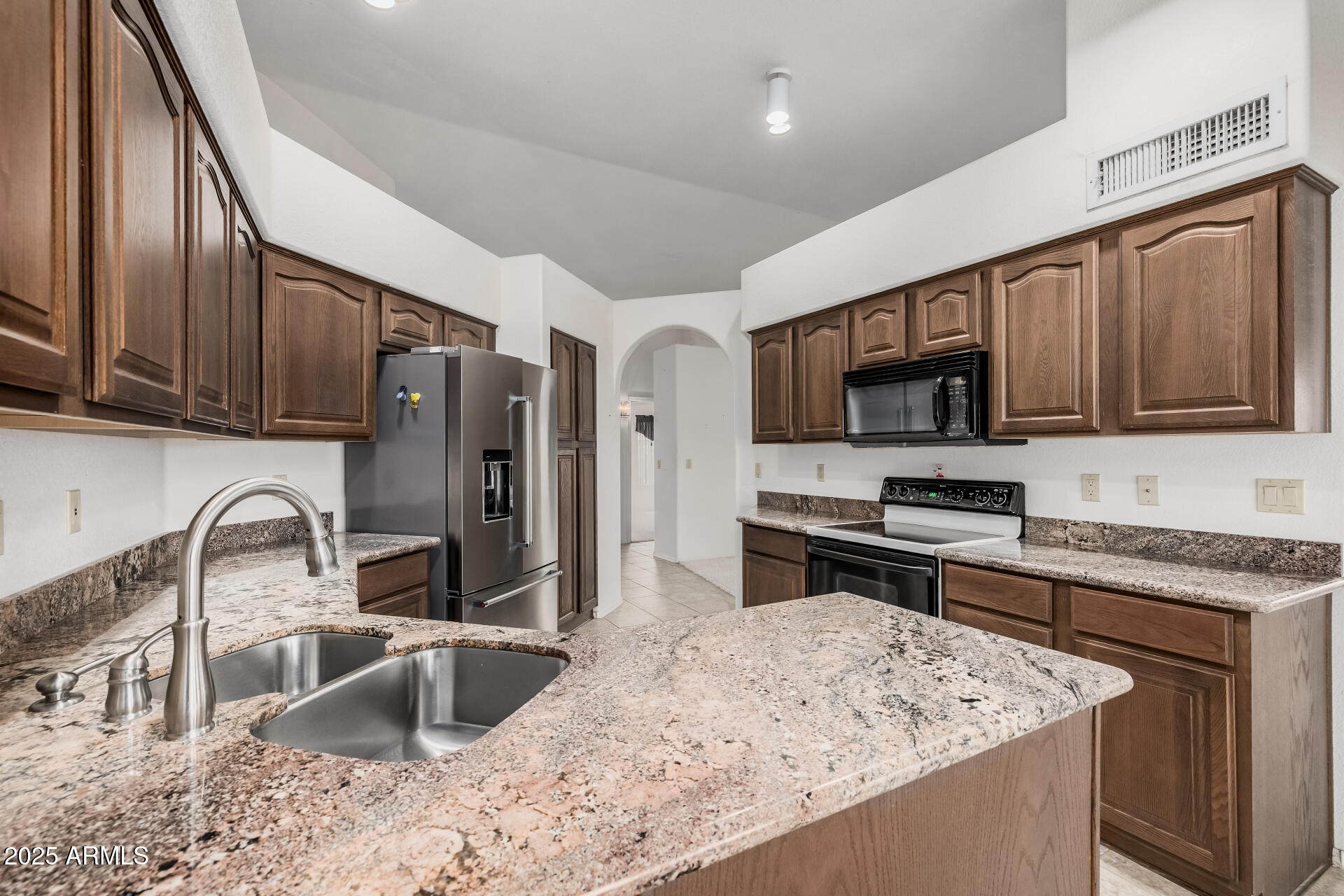 8510 E BRITTLE BUSH Road
