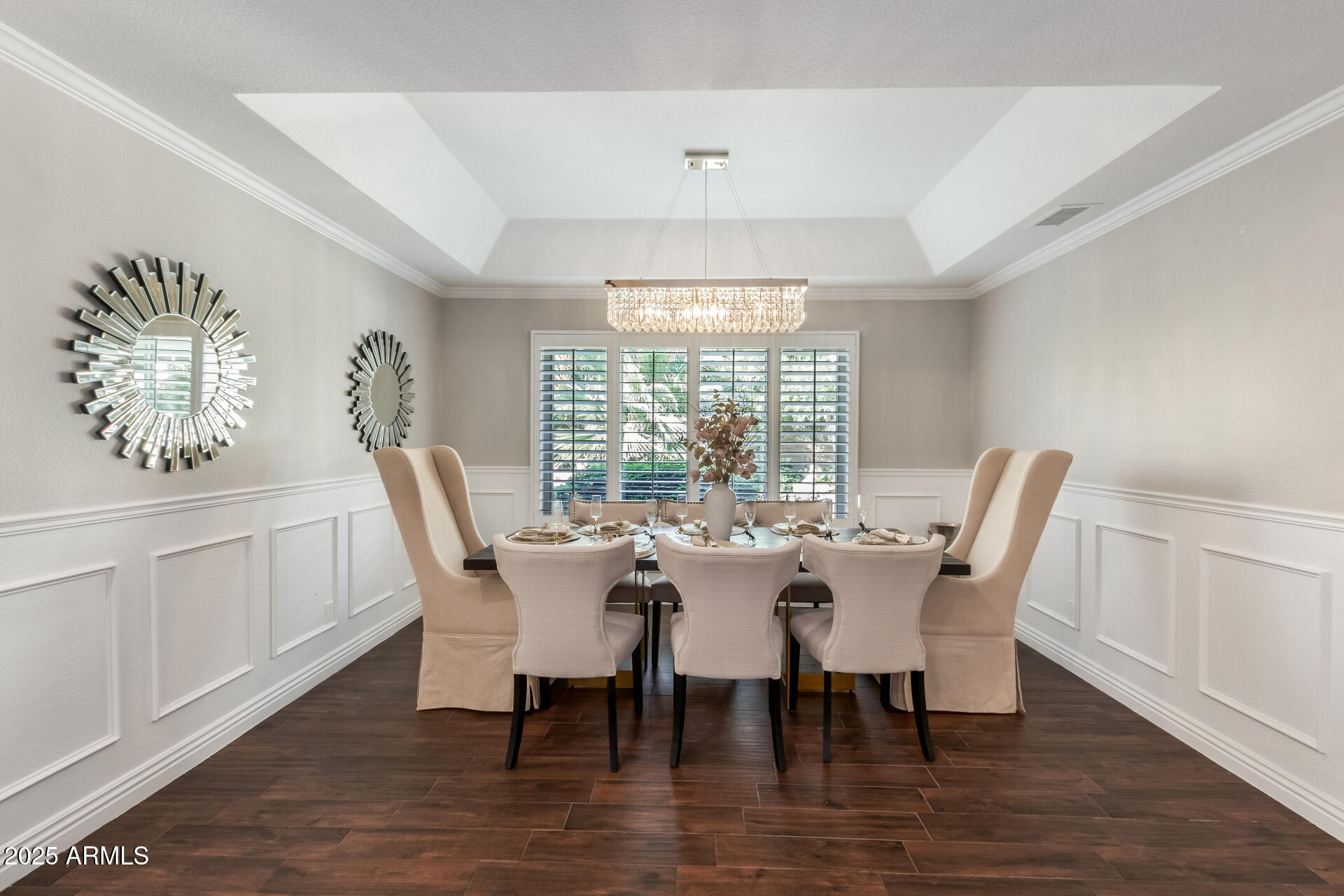 5916 E SANDRA Terrace