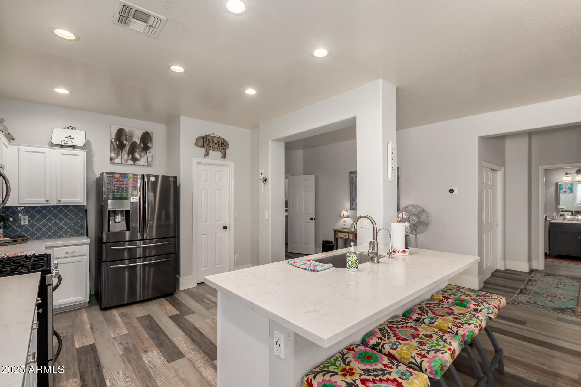 3741 W JACKSONVILLE Drive, Phoenix