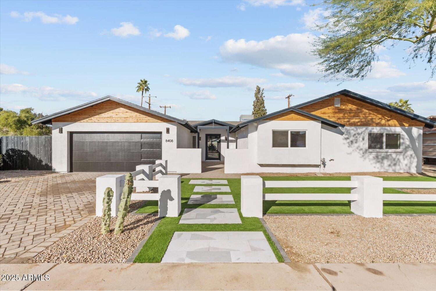 8408 E RANCHO VISTA Drive