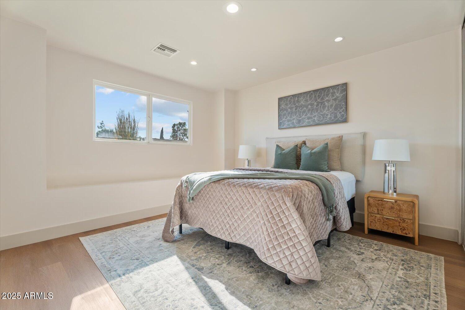 8408 E RANCHO VISTA Drive