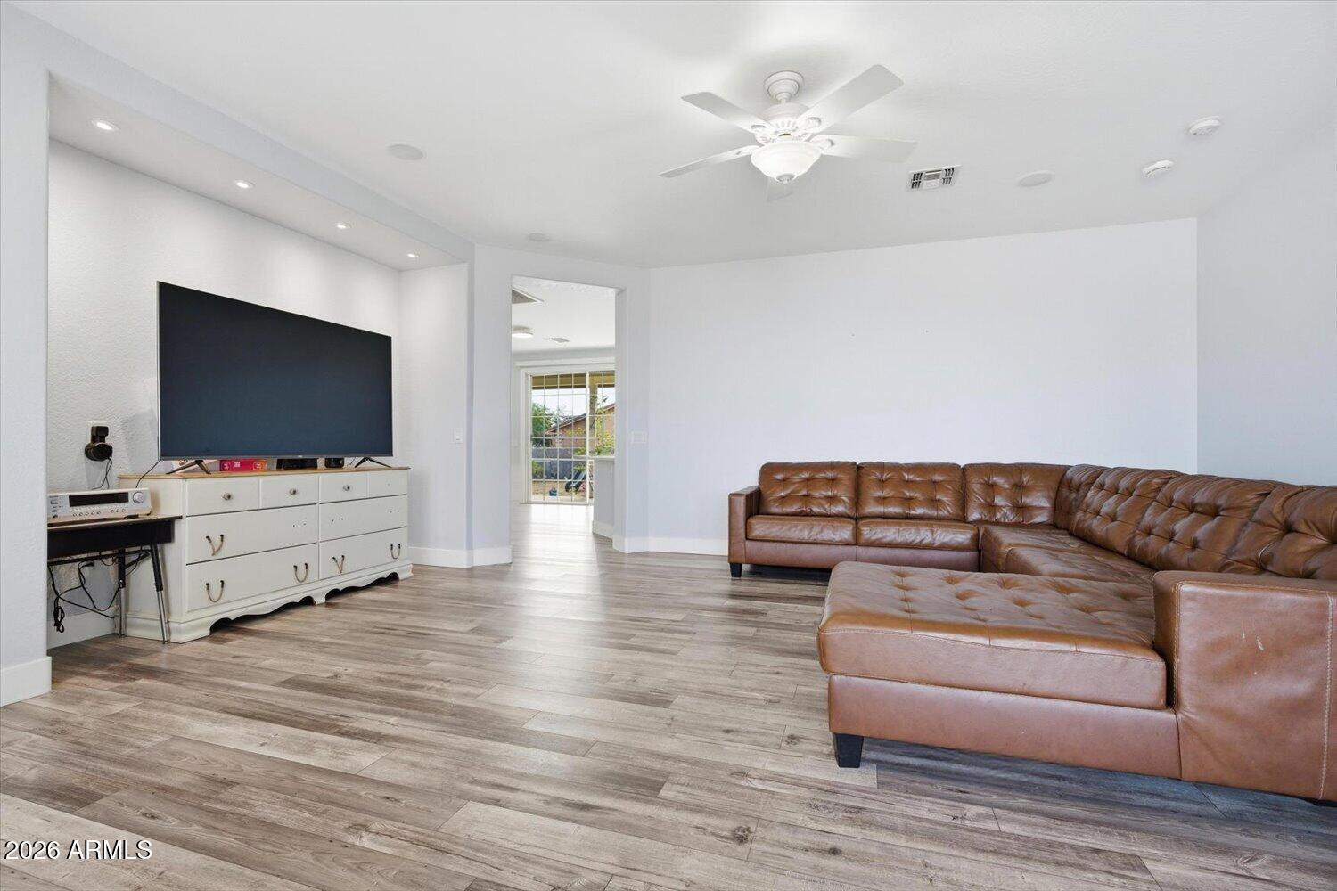 20305 W PEAKVIEW Road