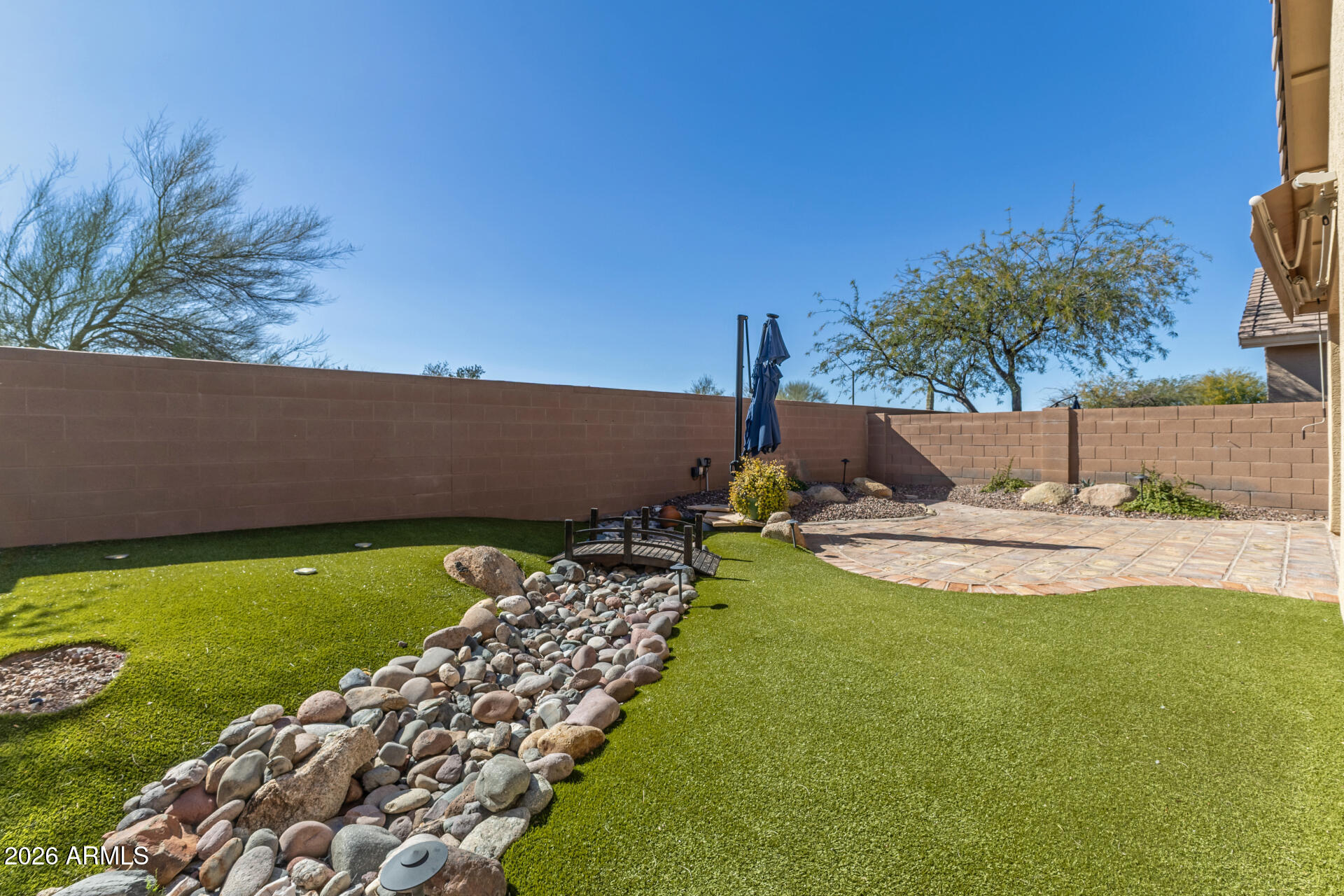 1779 W OWENS Way