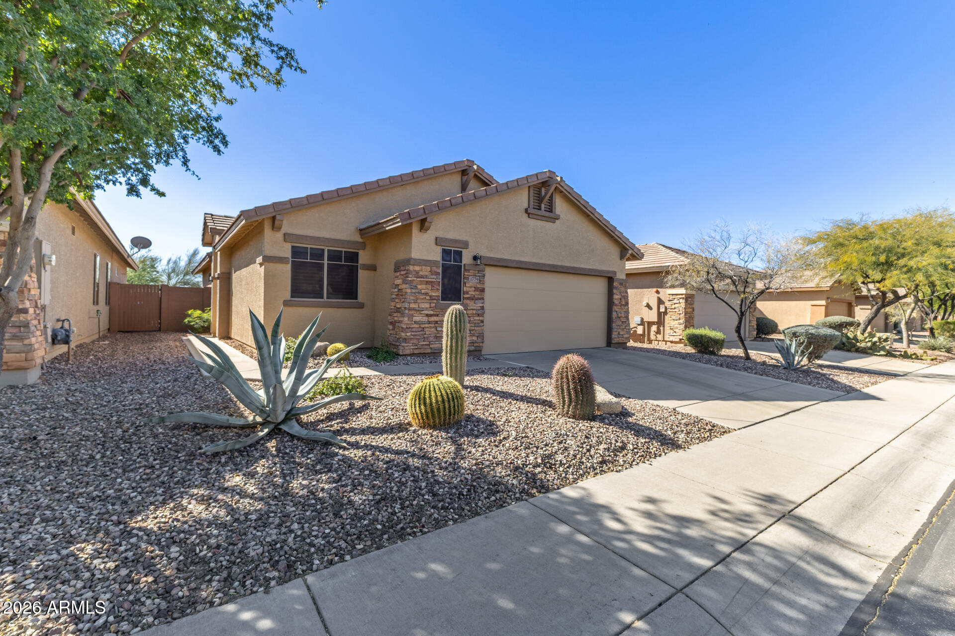 1779 W OWENS Way