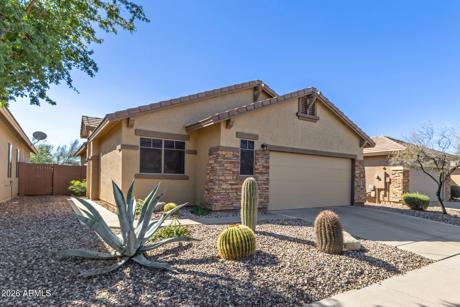 1779 W OWENS Way