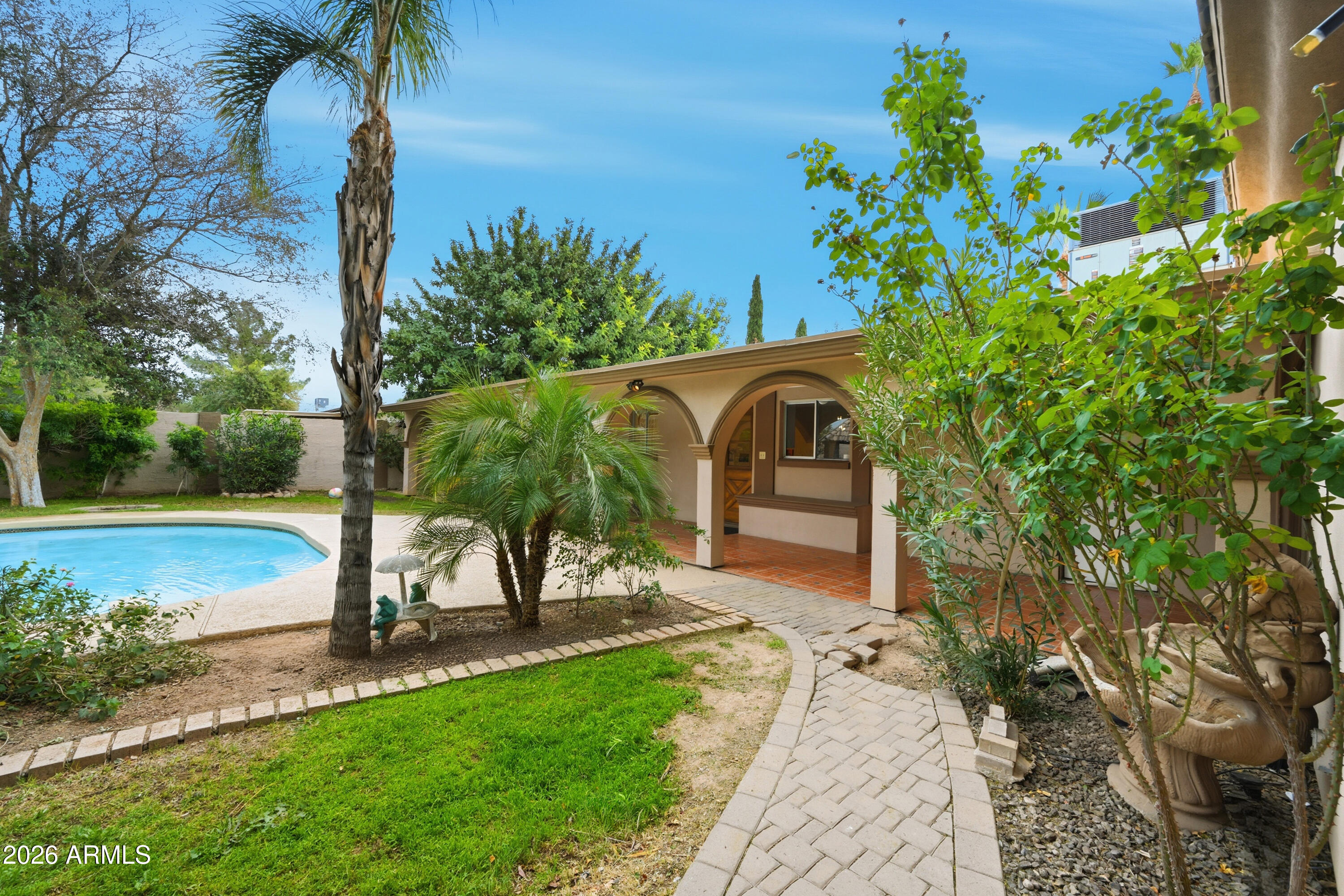 4528 E HOBART Street