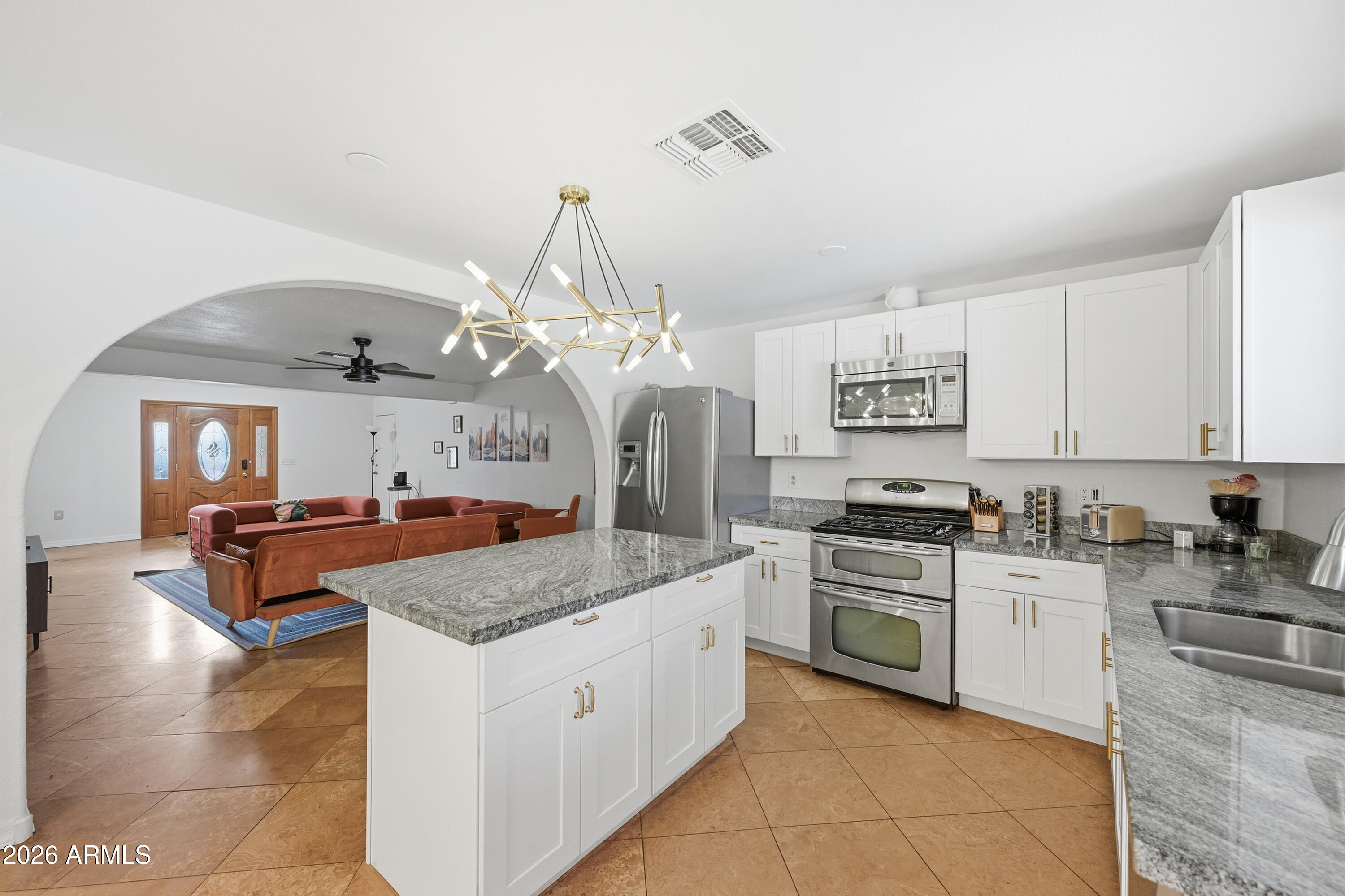 4528 E HOBART Street