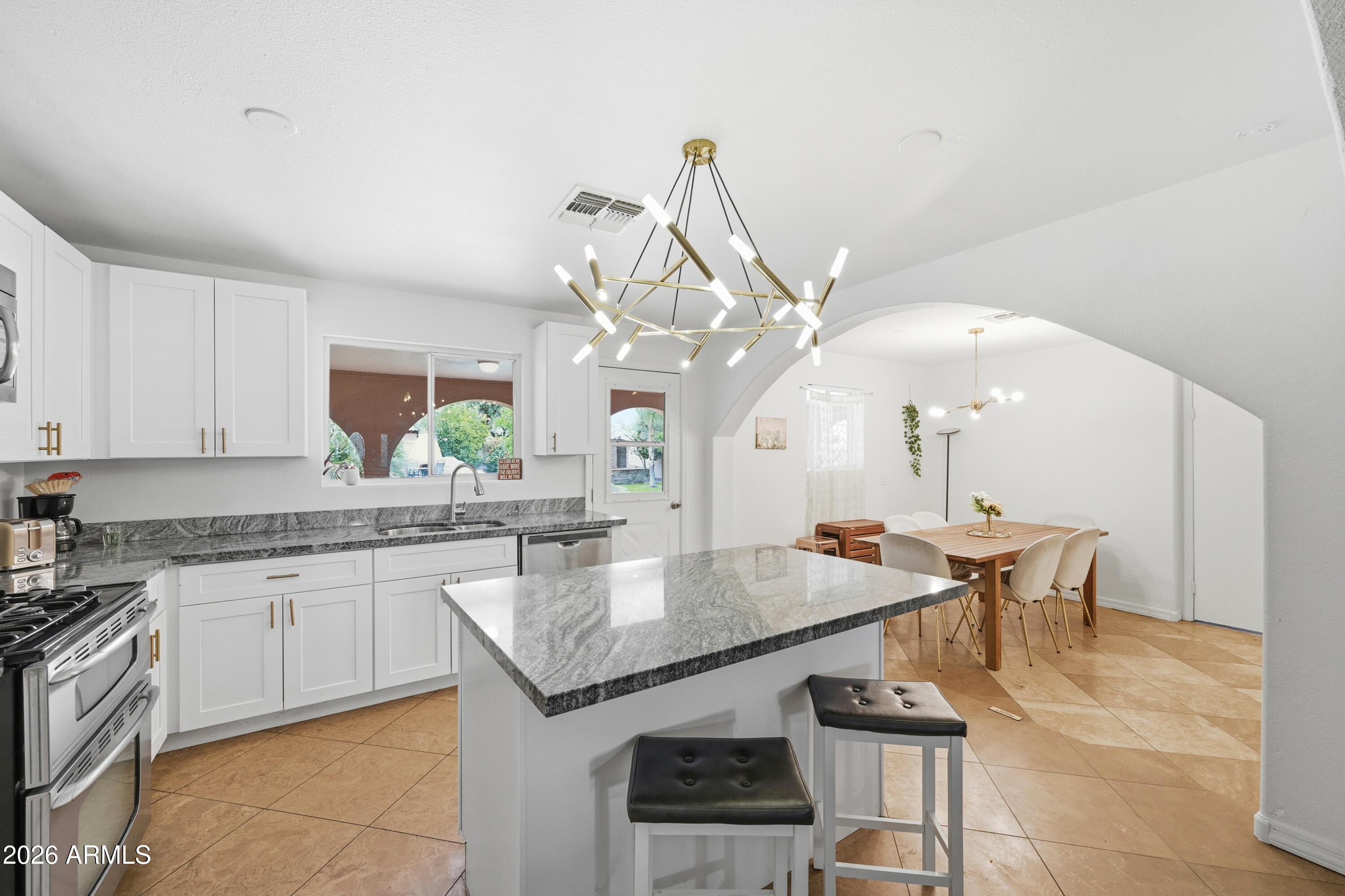 4528 E HOBART Street