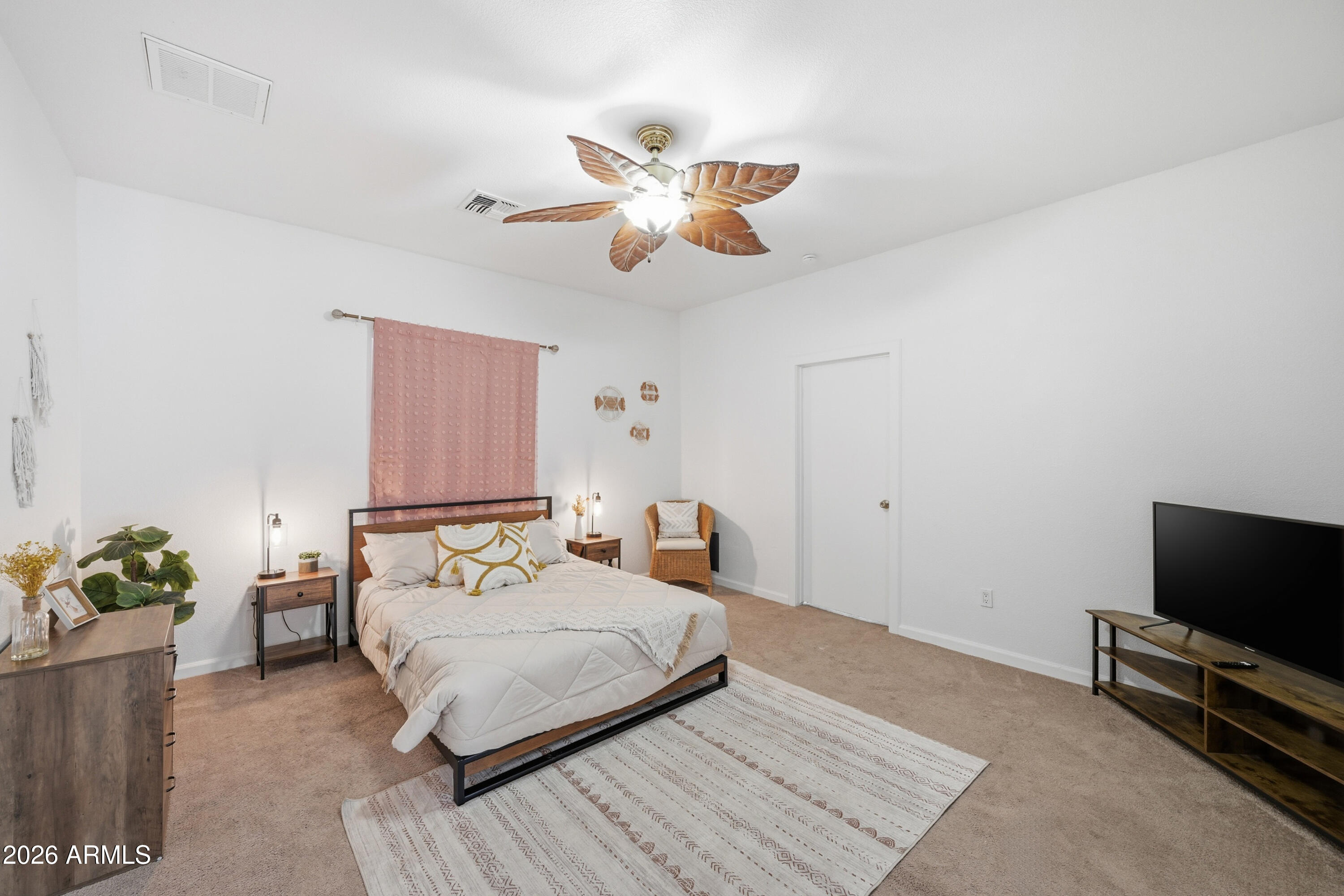 4528 E HOBART Street