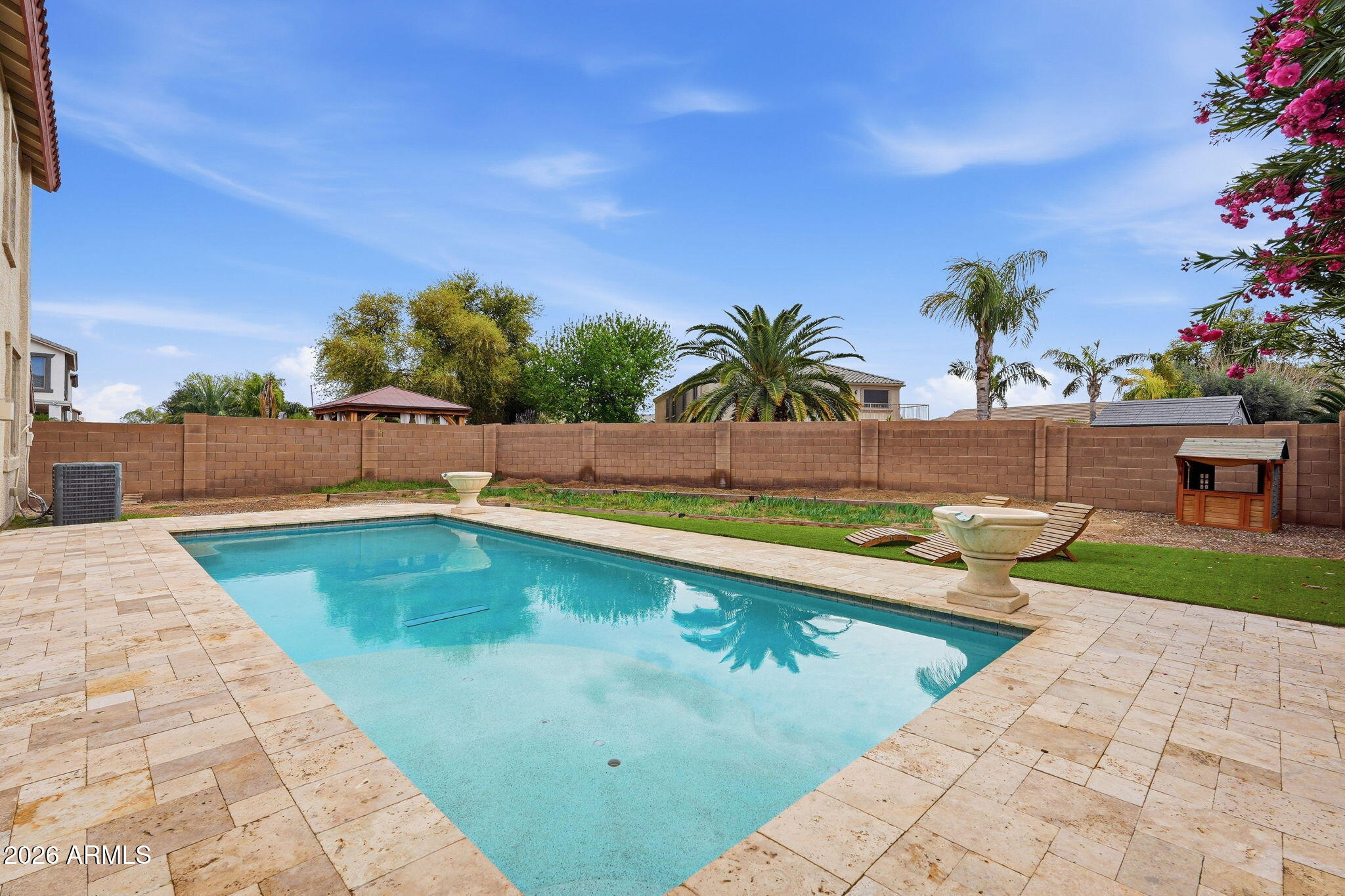 1635 E Debbie Drive E