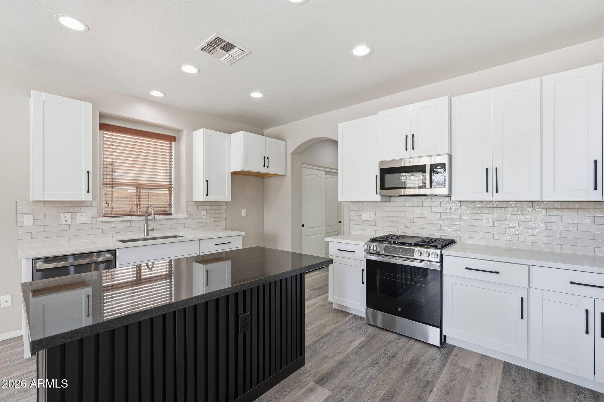 1635 E Debbie Drive E