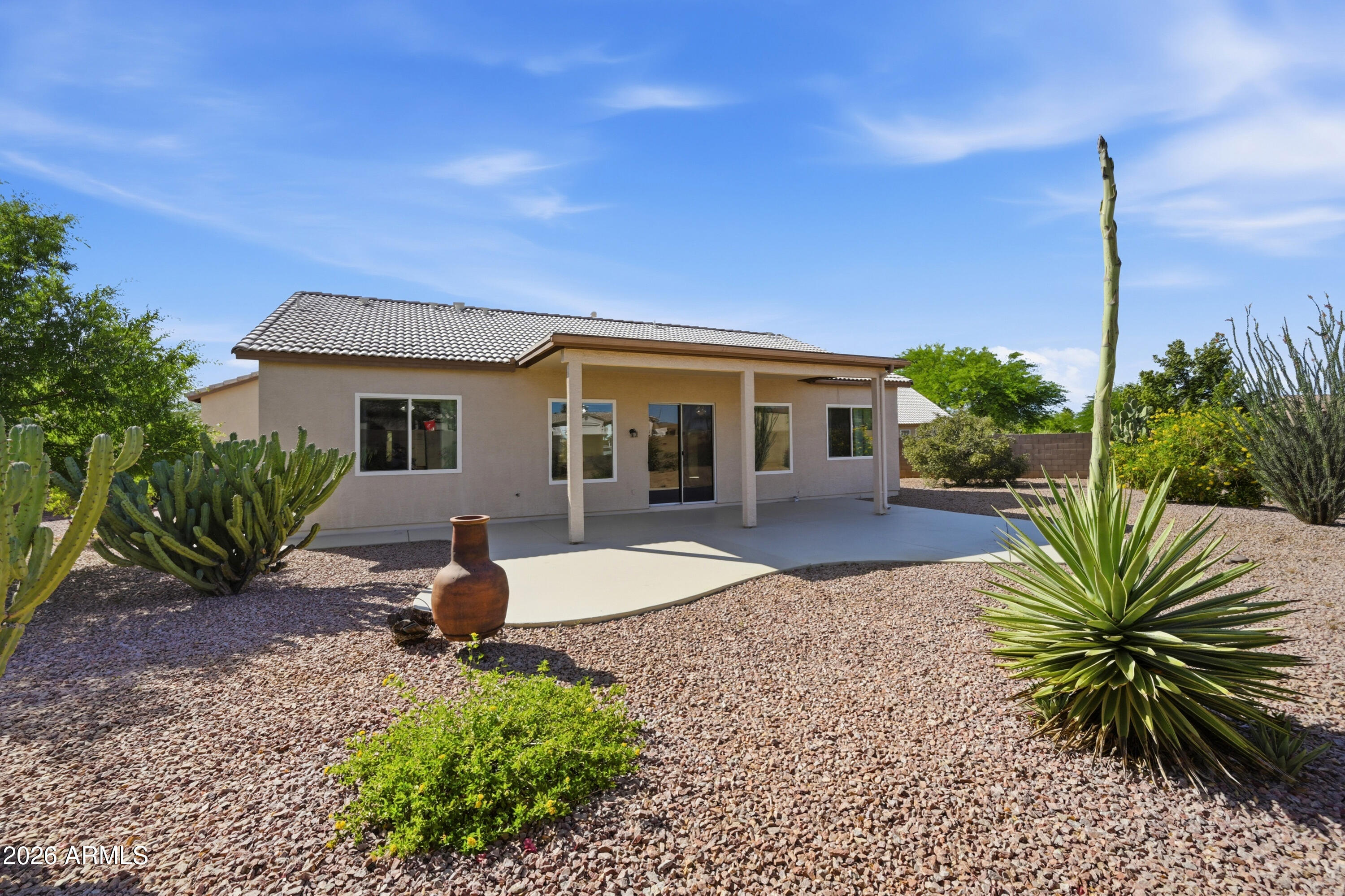 10873 W ORAIBI Drive