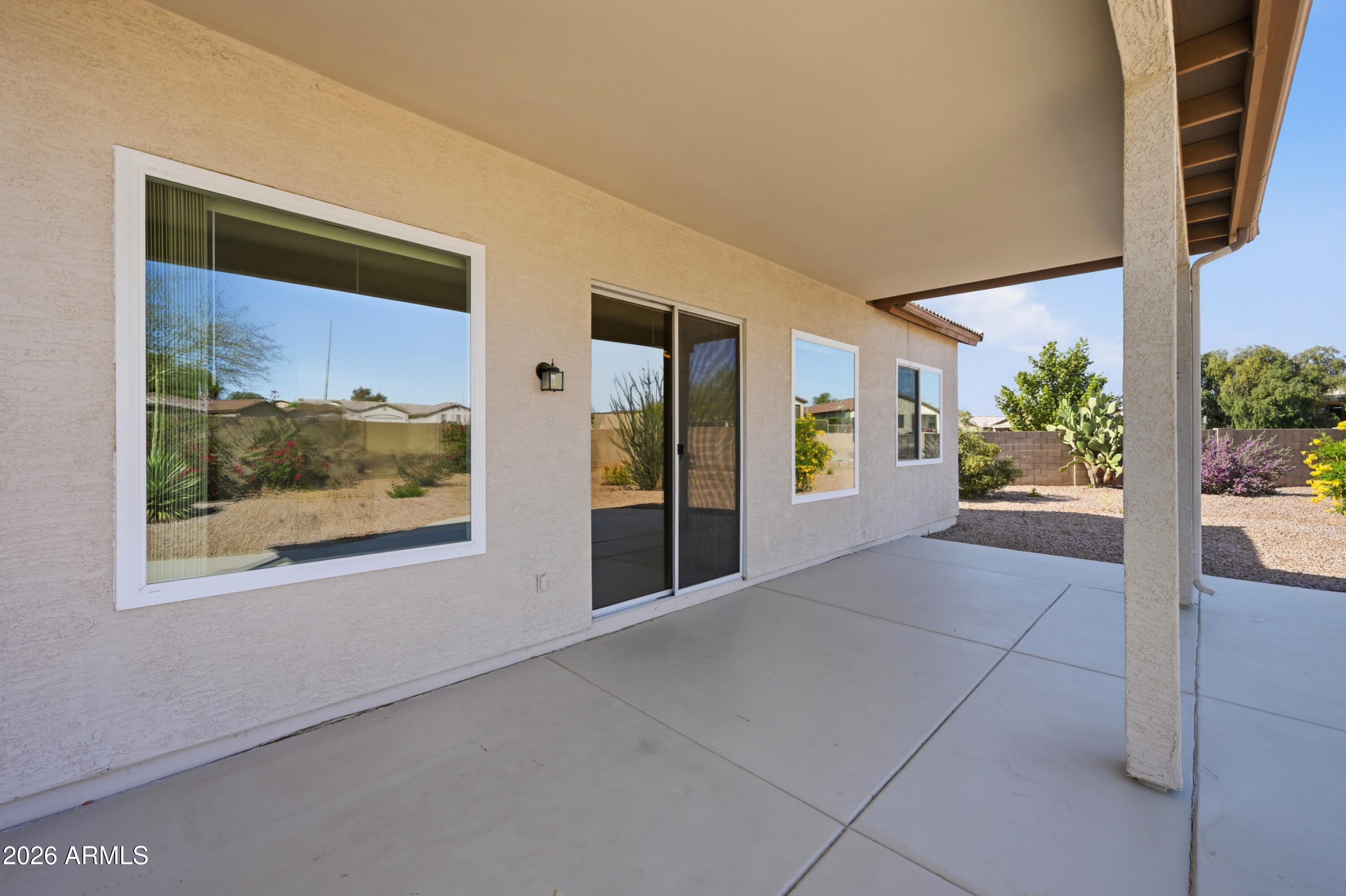 10873 W ORAIBI Drive