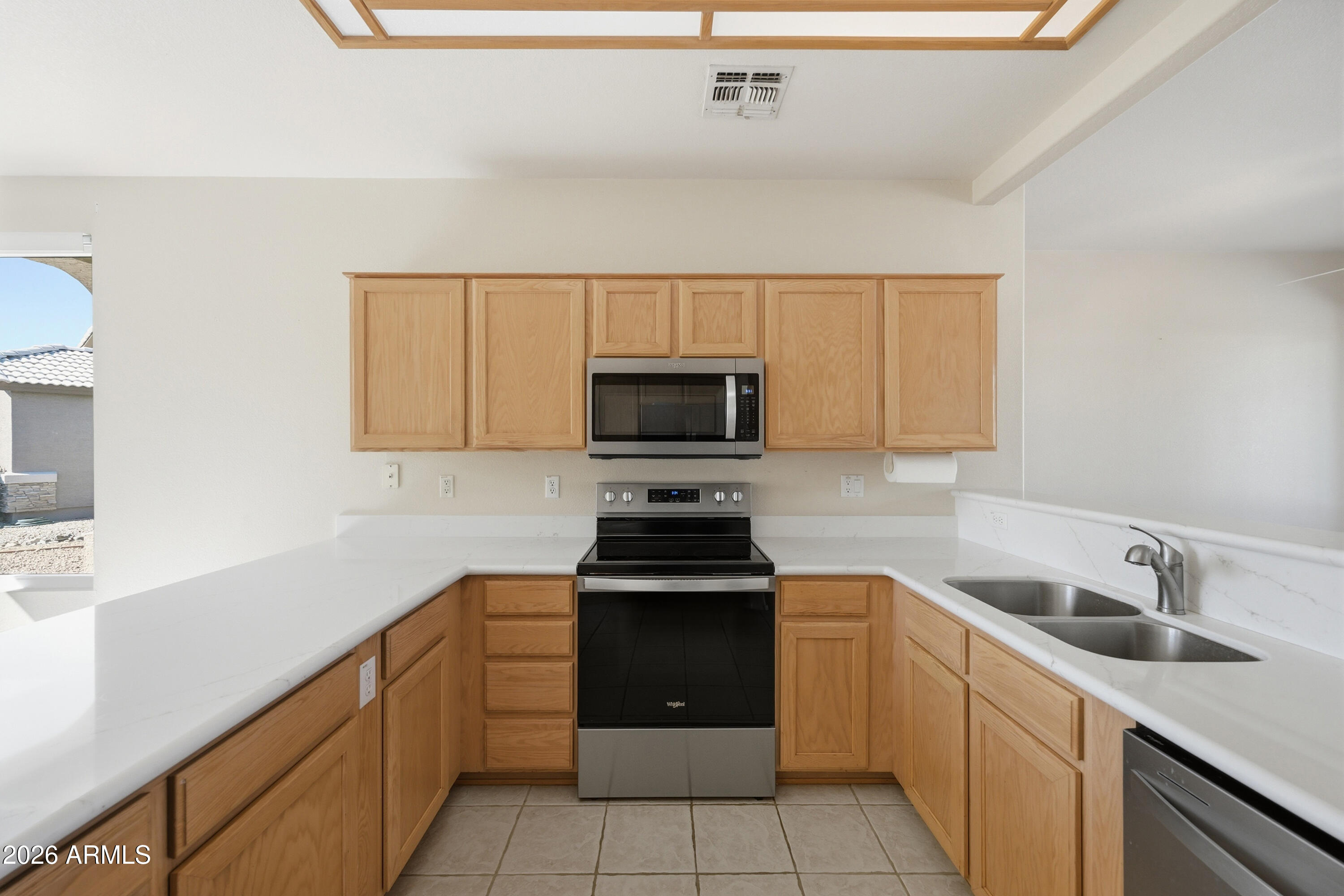 10873 W ORAIBI Drive