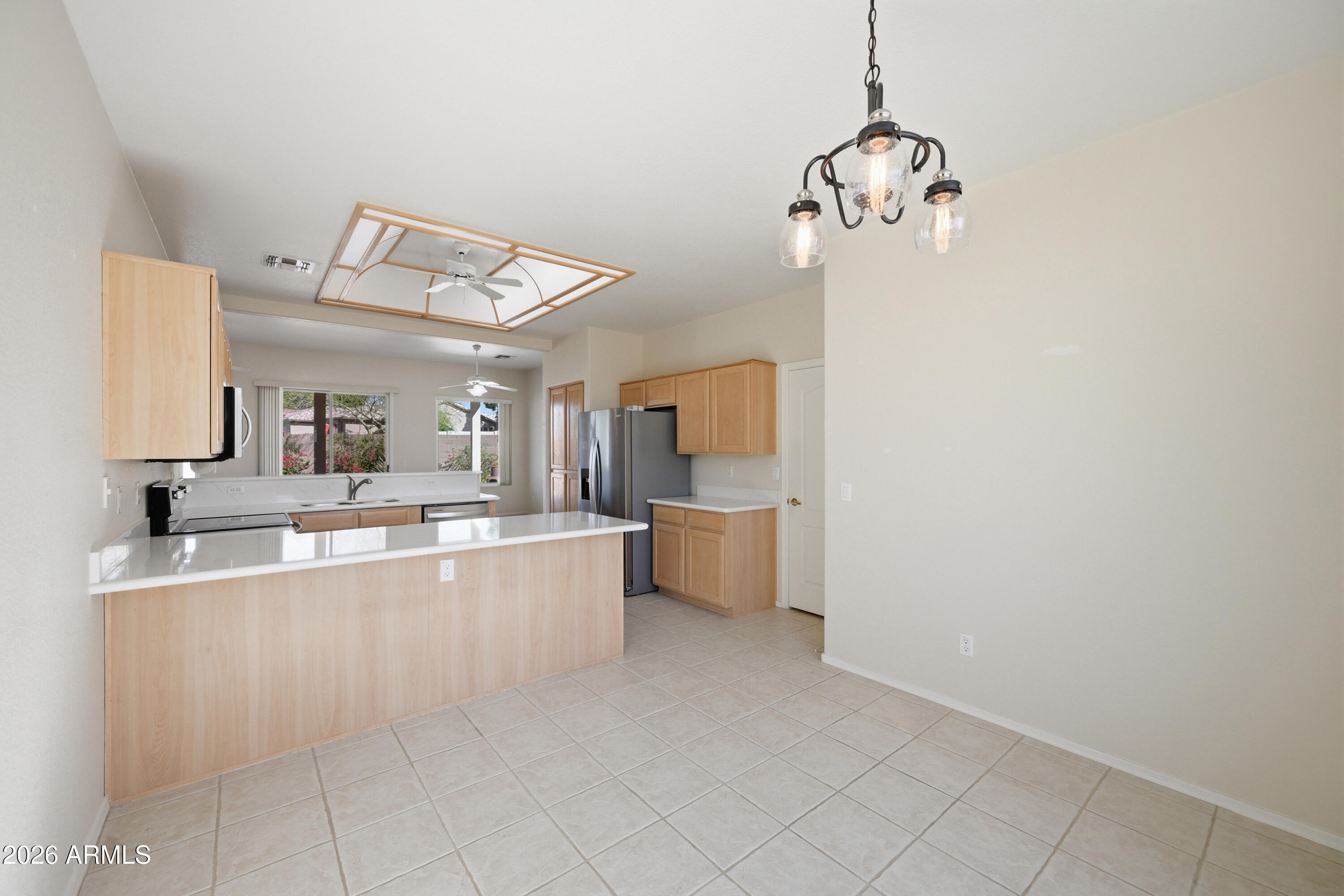 10873 W ORAIBI Drive