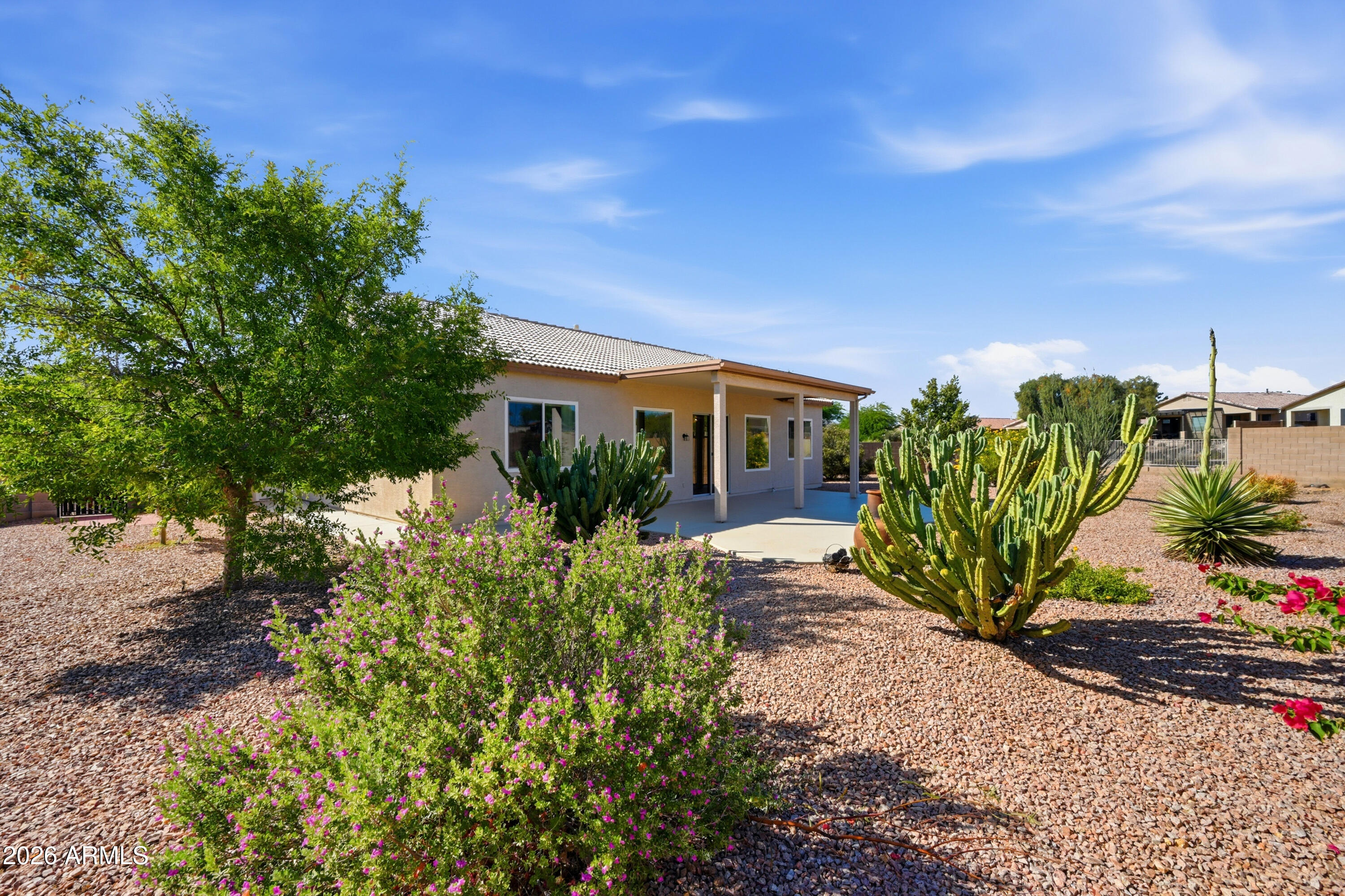 10873 W ORAIBI Drive