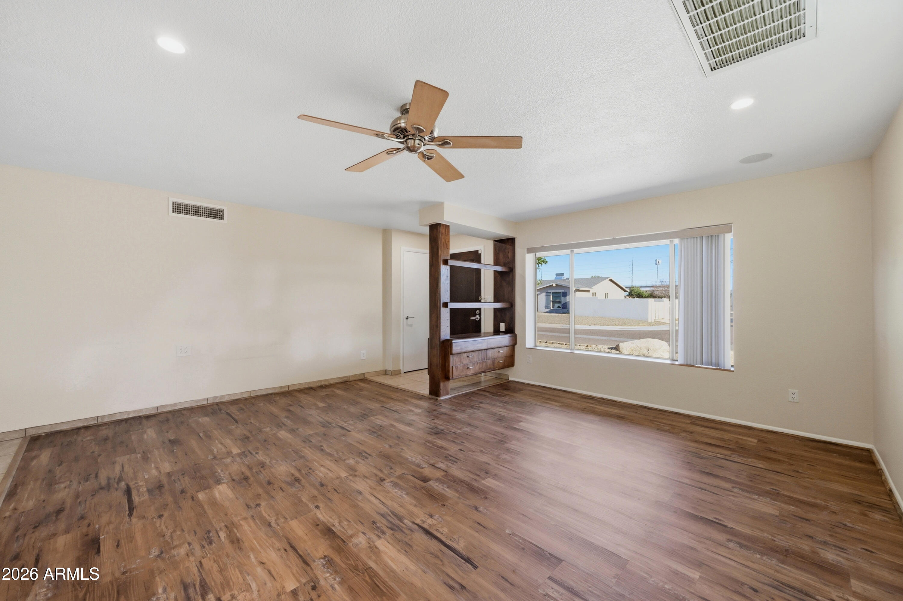 1348 W RENEE Drive